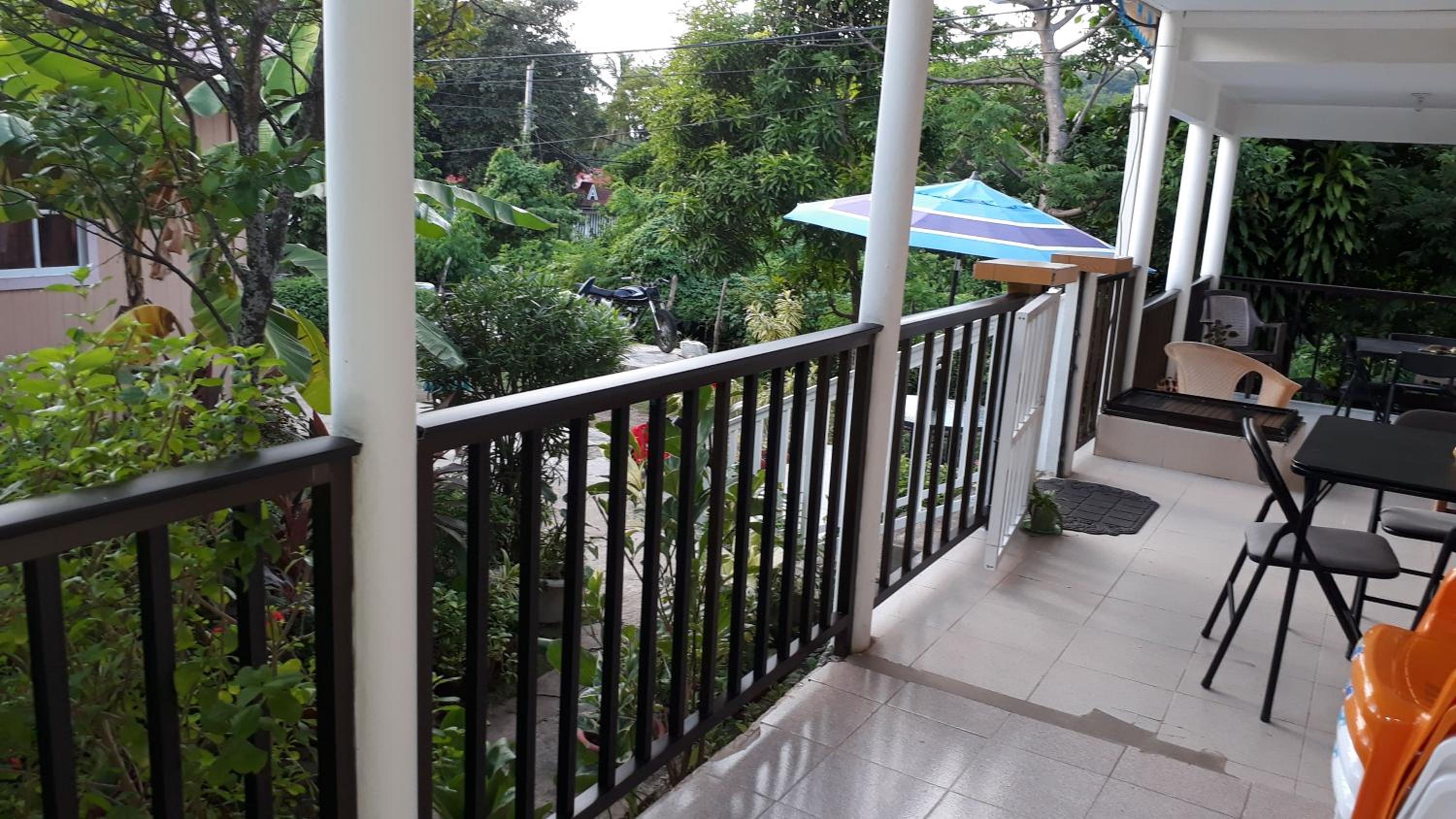 balcony