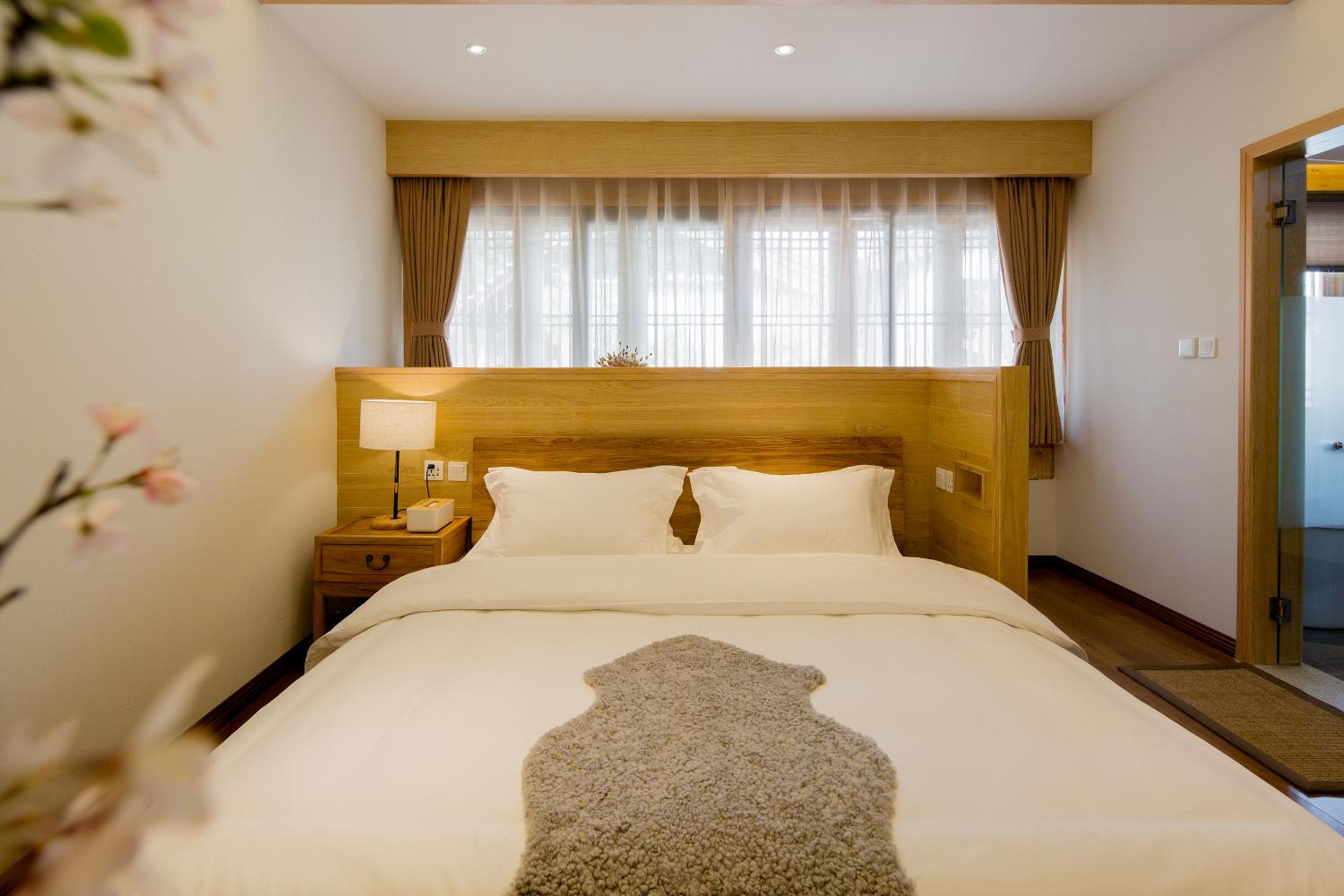 Lijiang Sunshine Nali Inn