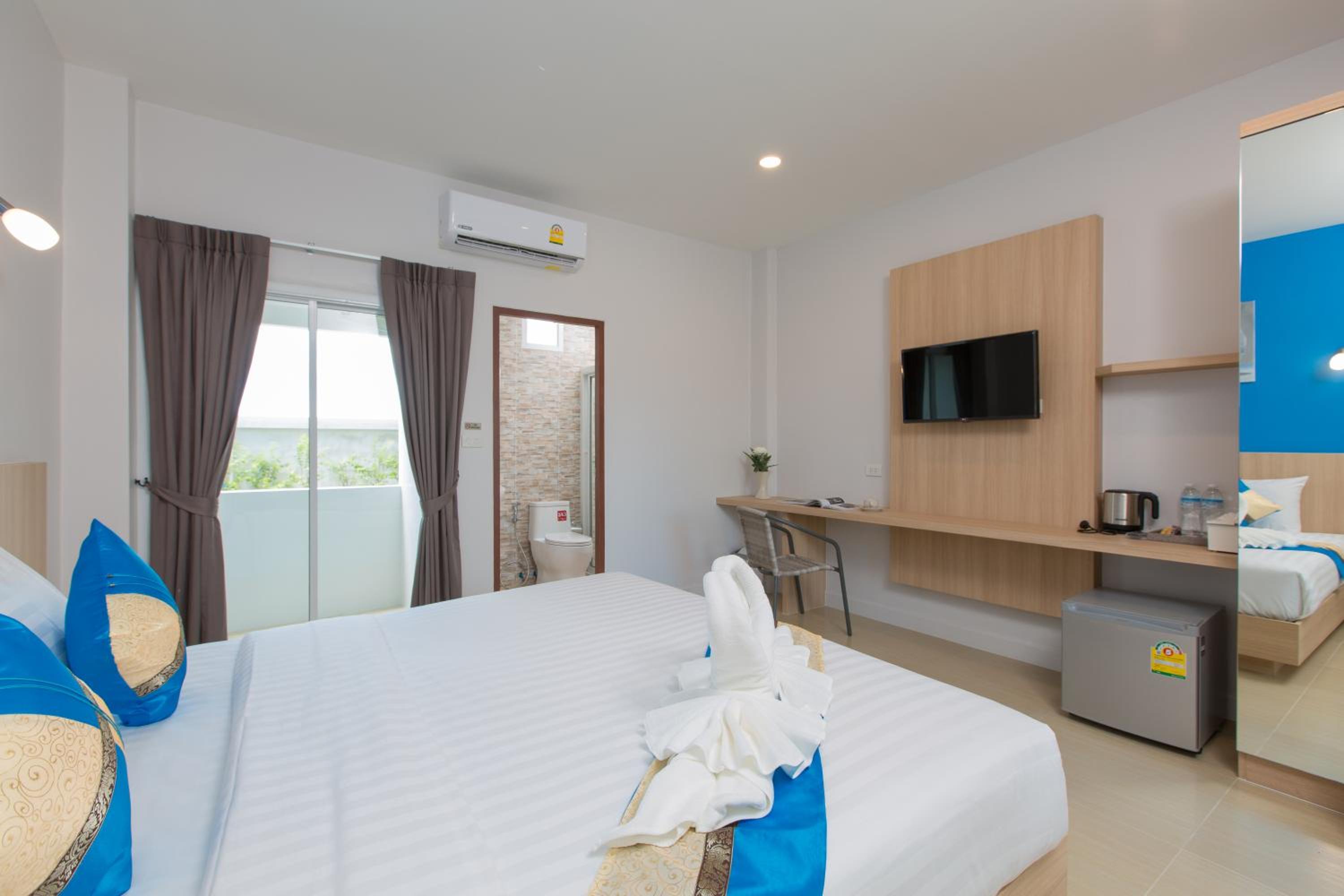 Phant at Thalang Service Apartment