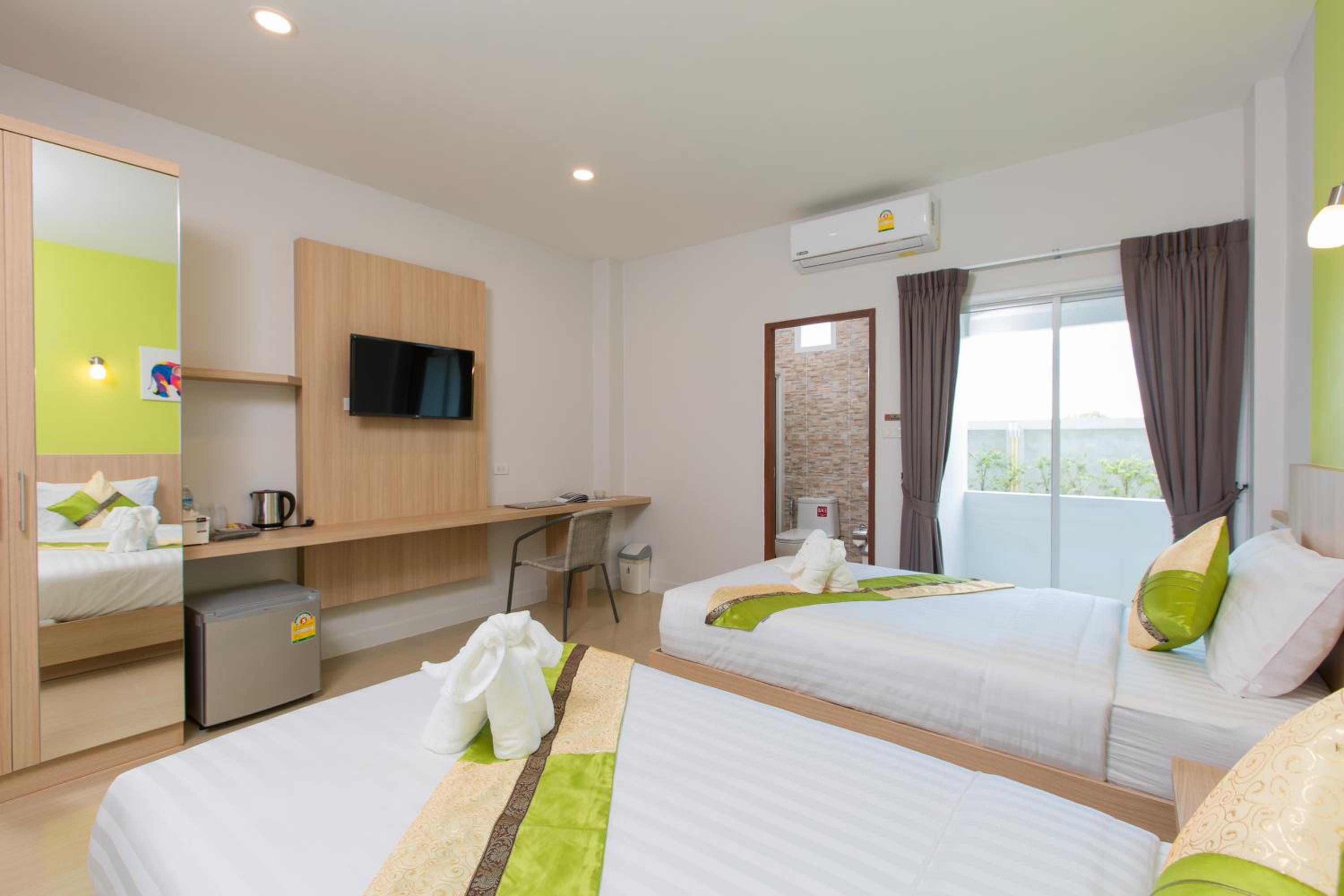 Phant at Thalang Service Apartment