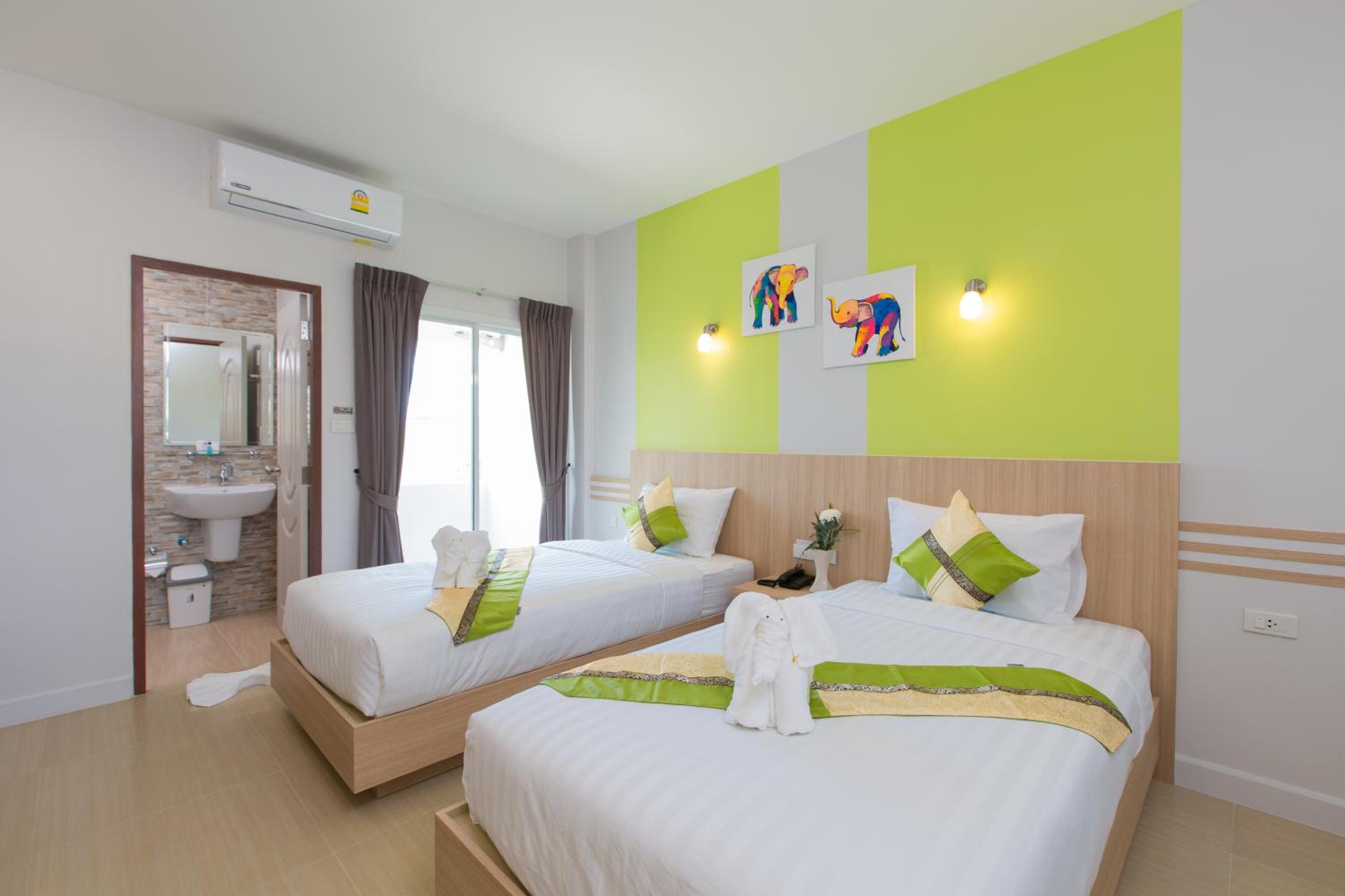 Phant at Thalang Service Apartment
