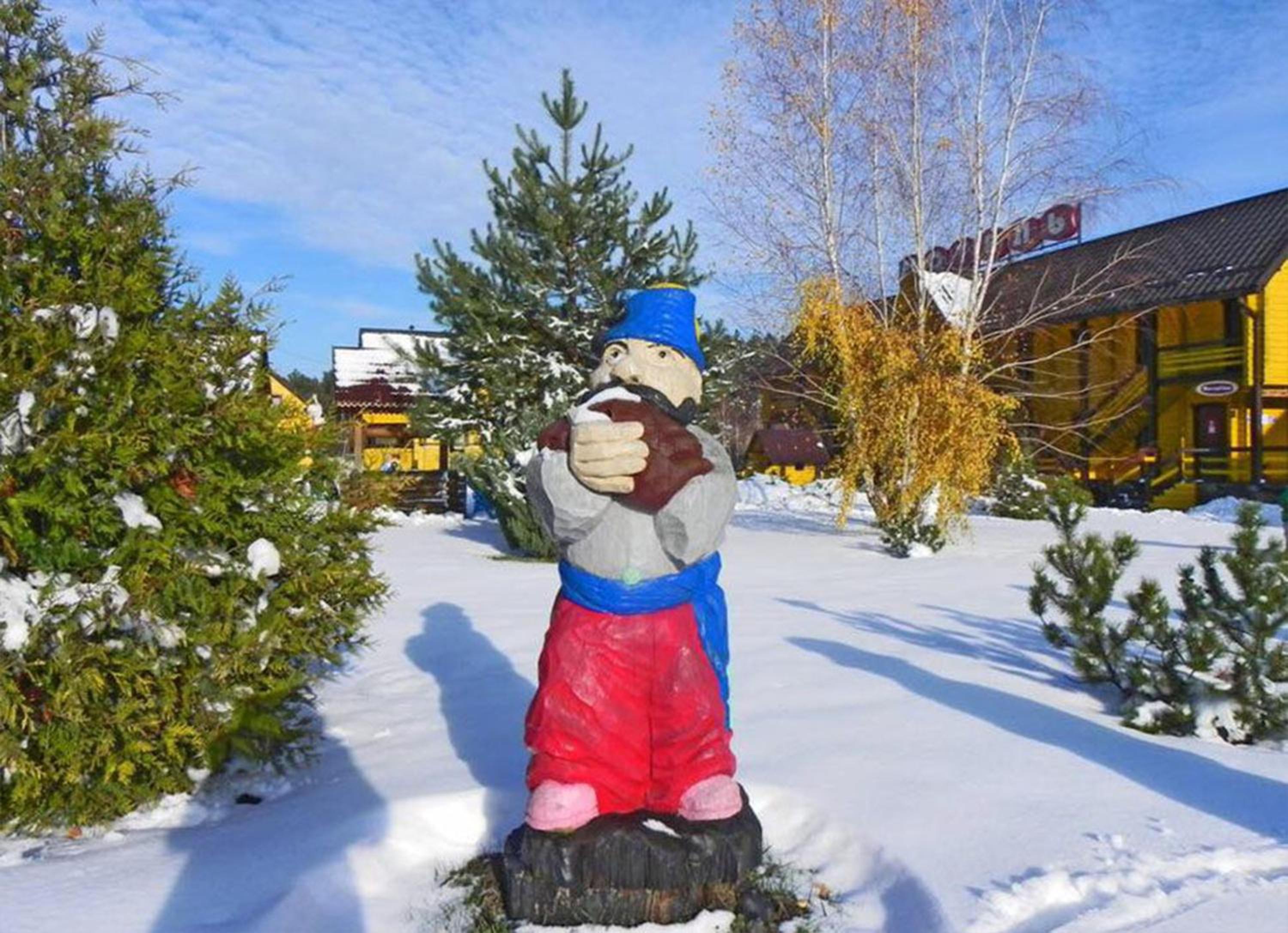 Hotel and restaurant complex Skolmo