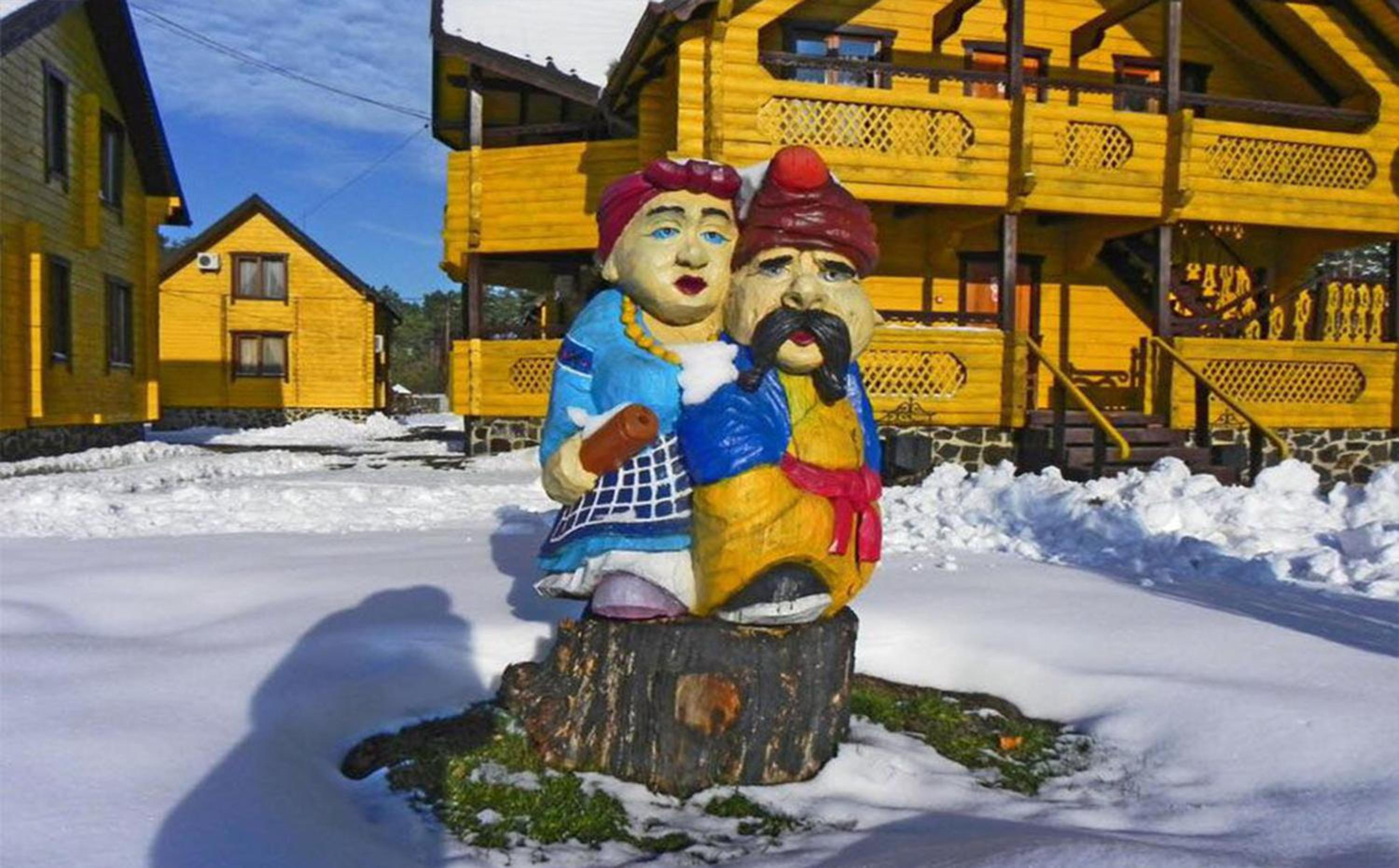 Hotel and restaurant complex Skolmo