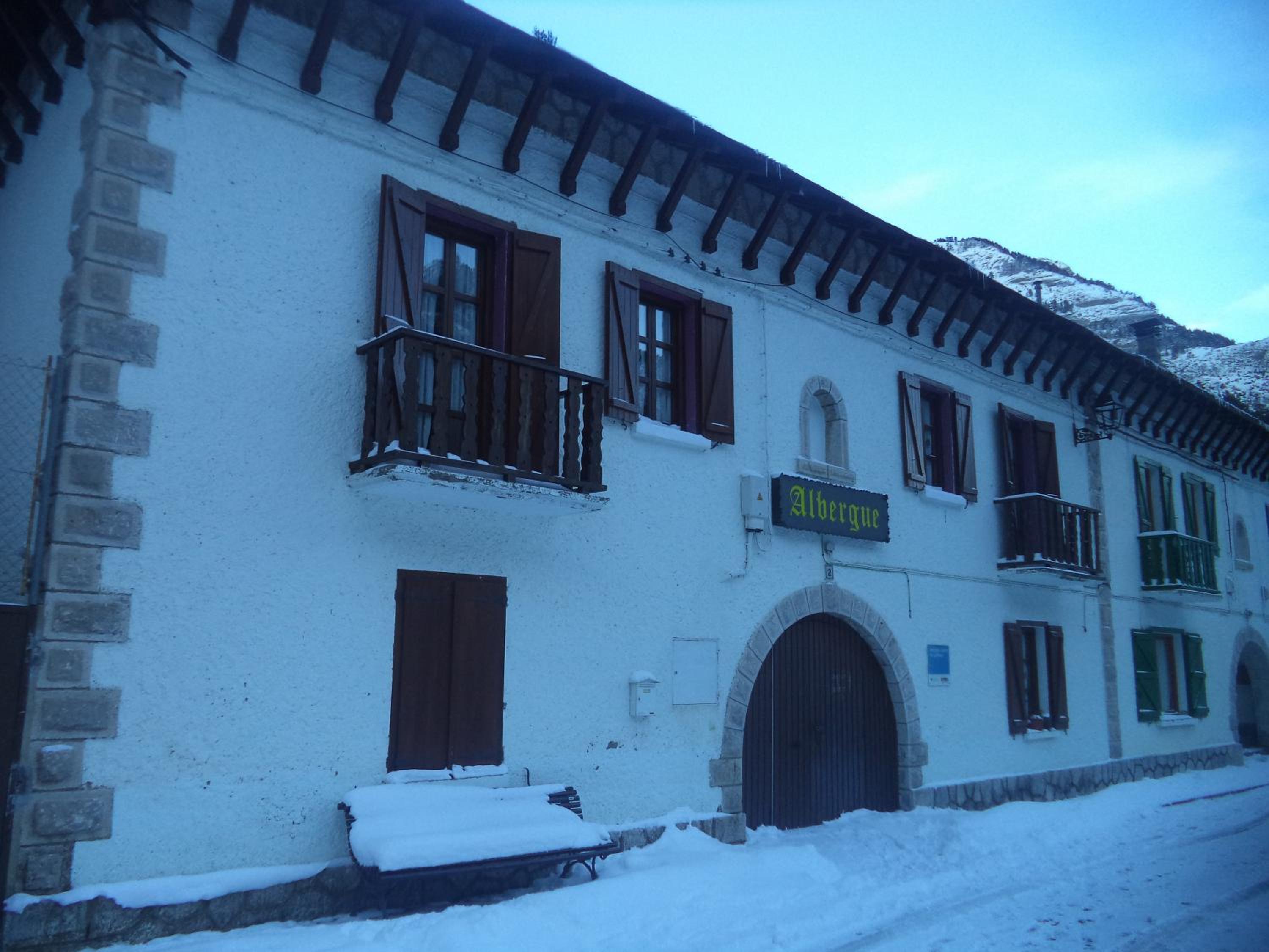 Photo 8