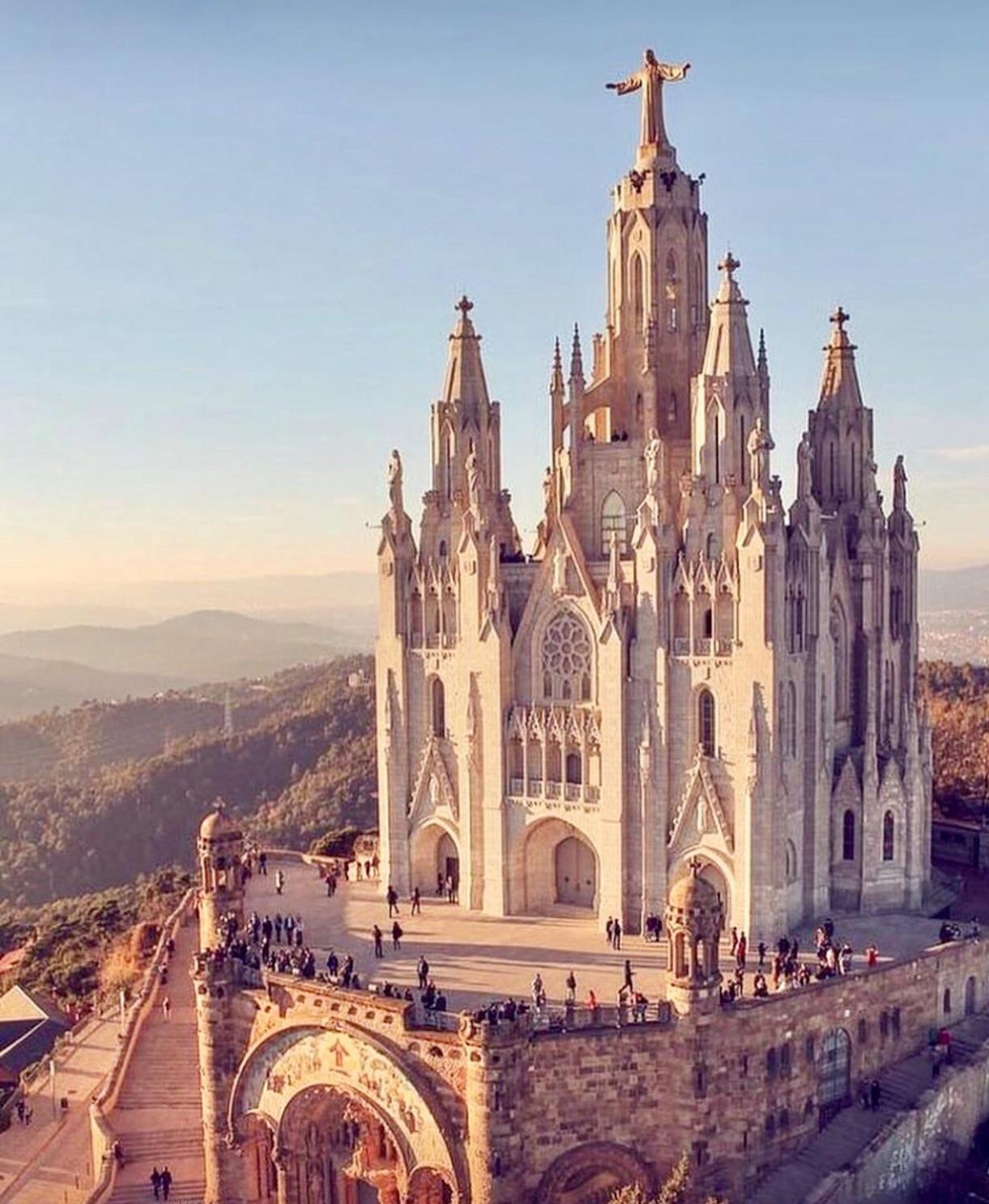 Quiet apartment! Sagrada Familia!