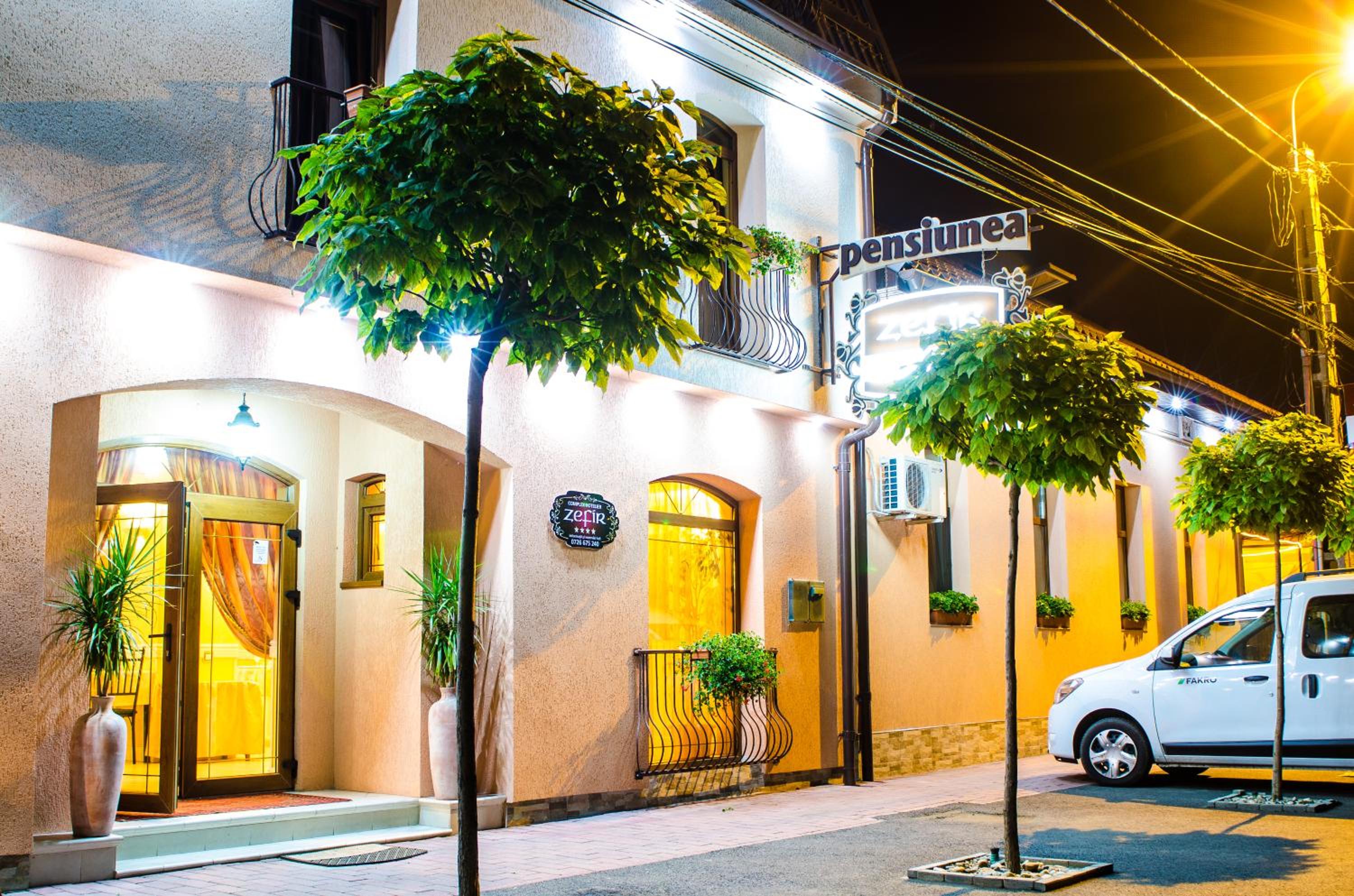 Hotel-Pensiunea Zefir
