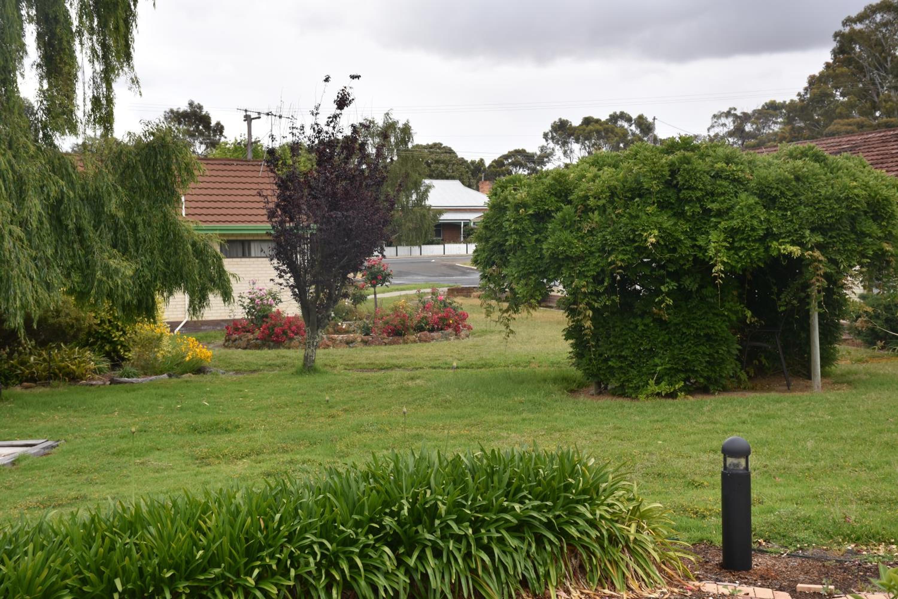 Mount Barker Valley Views Motel & Chalets, Western Australia