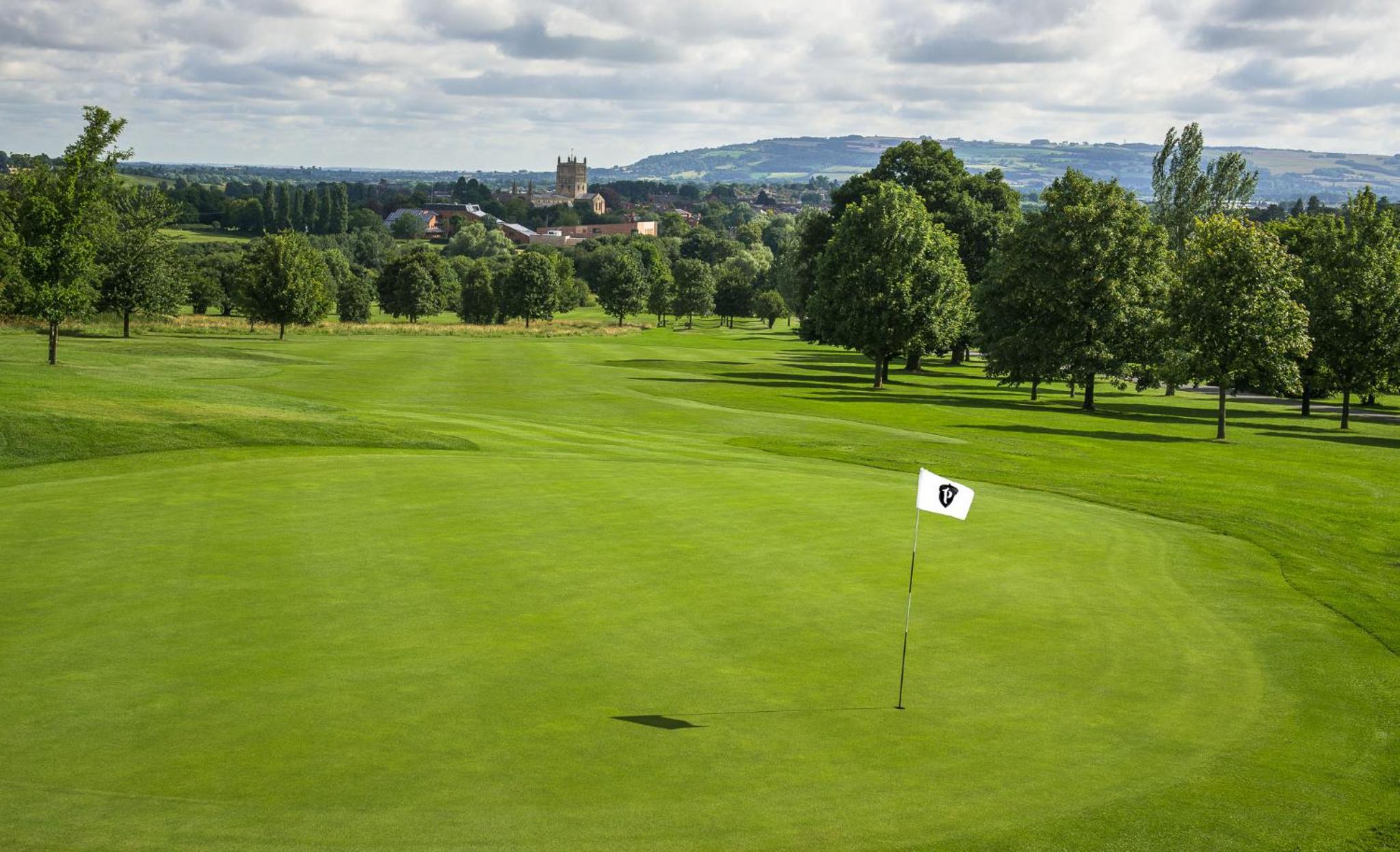 Tewkesbury Vacations - Tewkesbury Park - Property Image 4