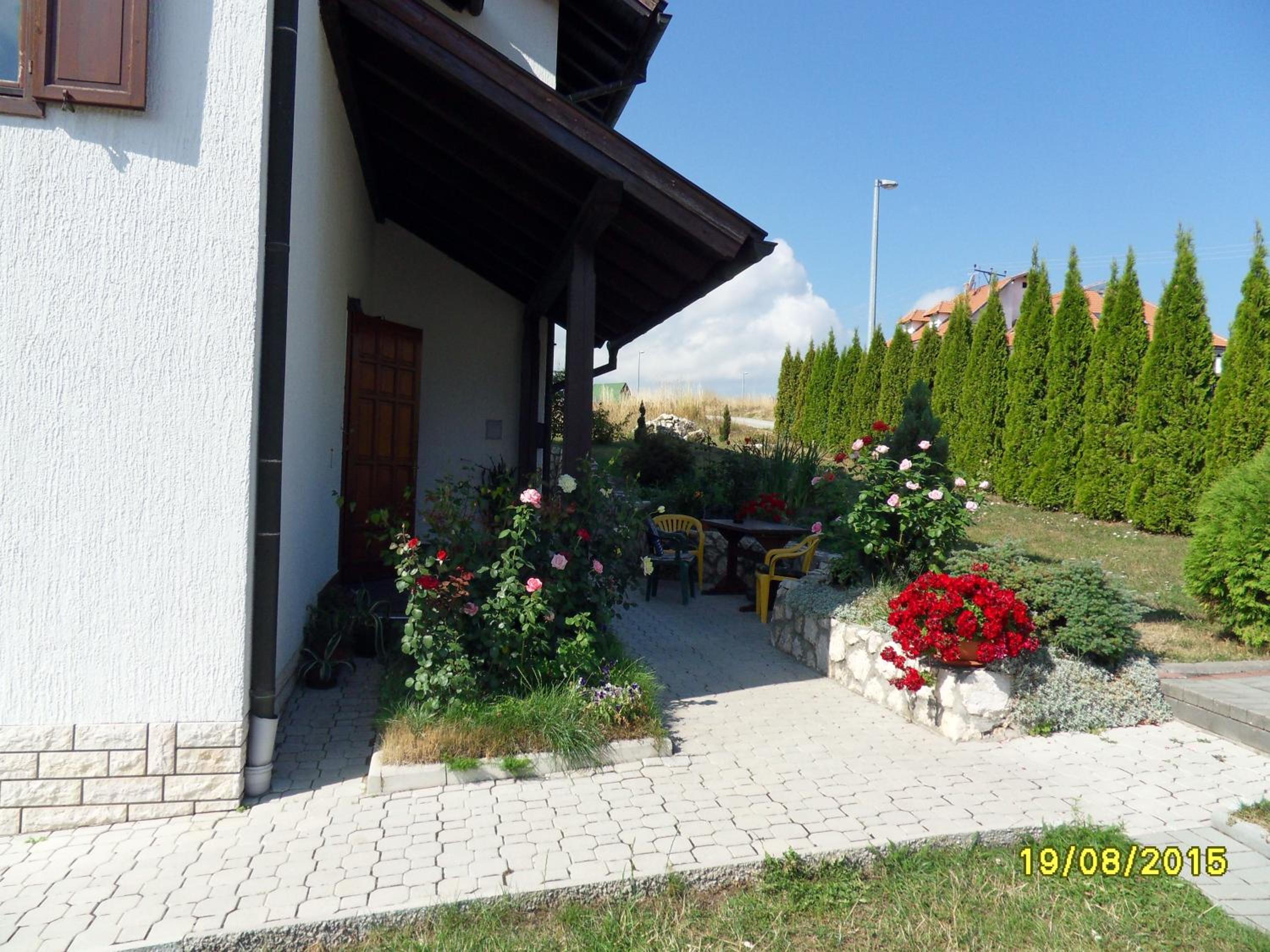 Photo 26