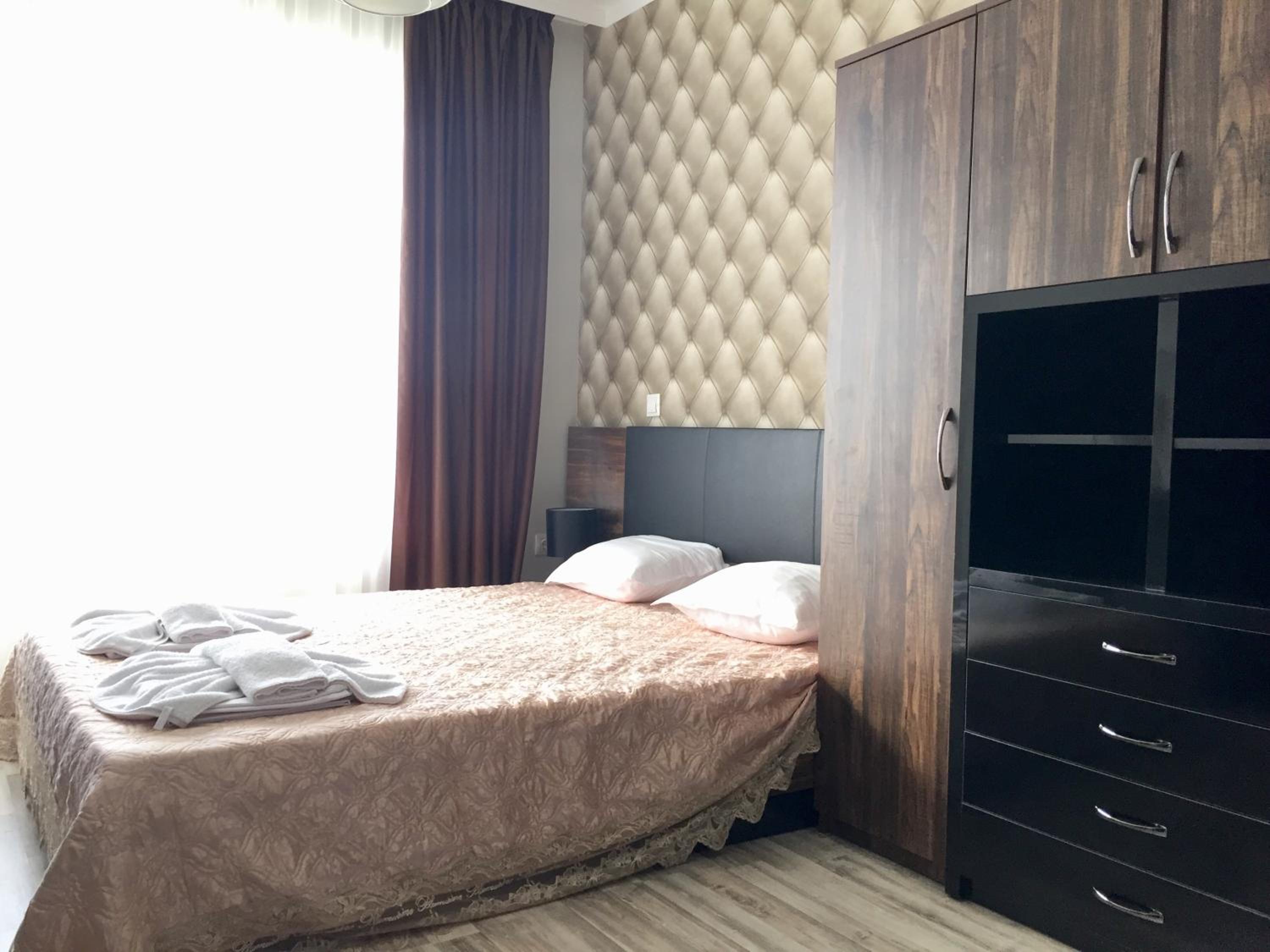 Green Paradise Deluxe Apartments