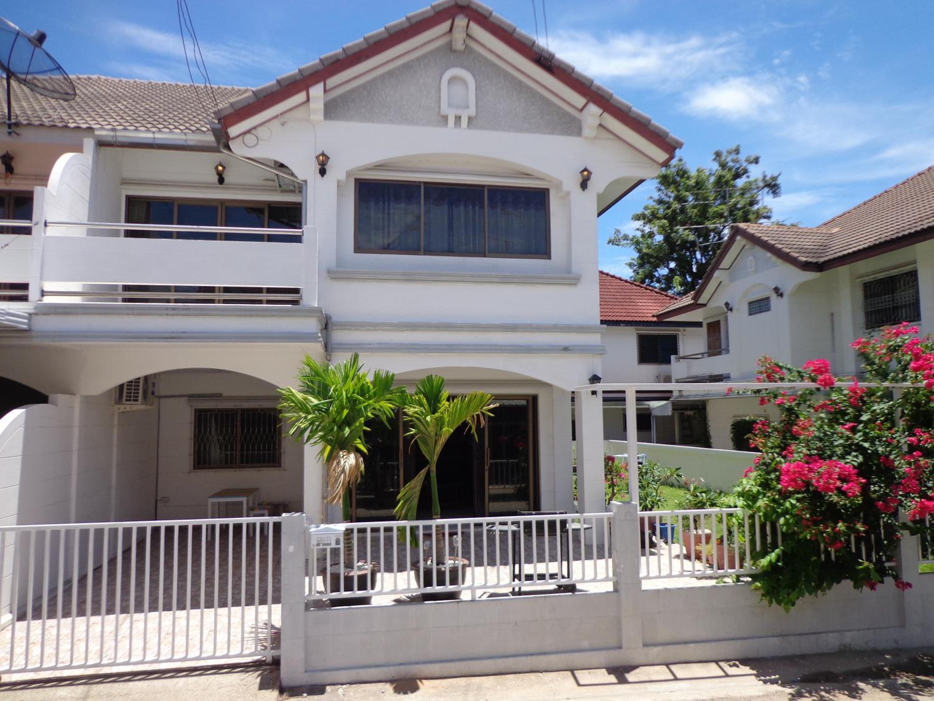 Calv-Inn view 5