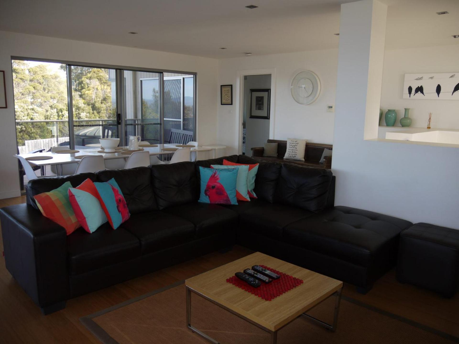 Spectacular Holiday Living
