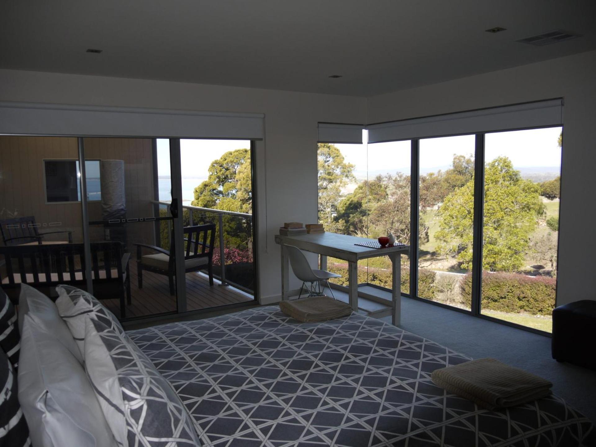 Spectacular Holiday Living