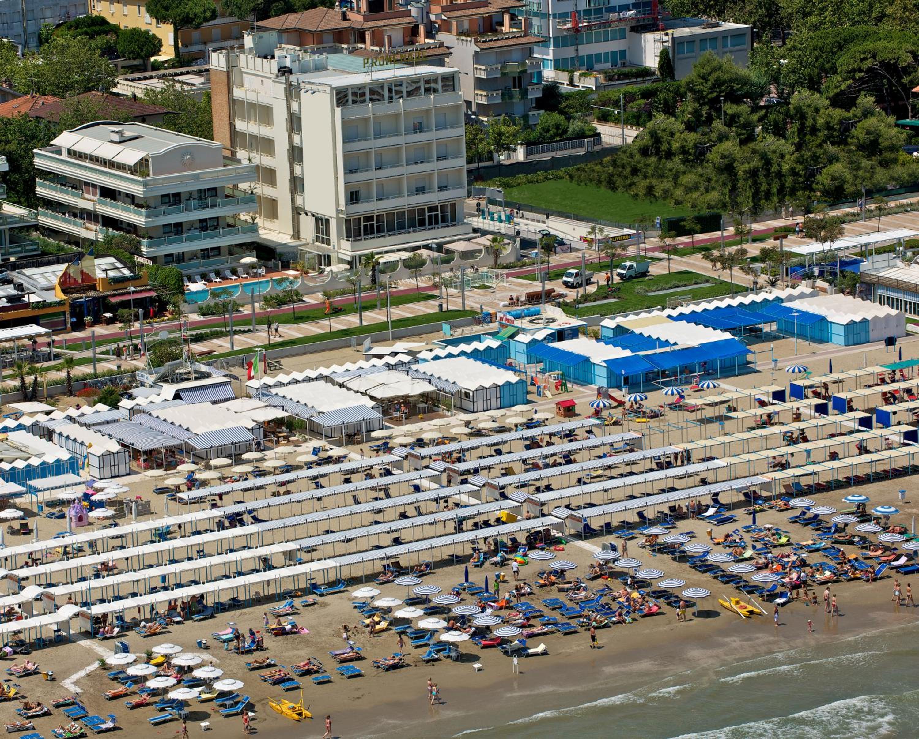 Residence Riccione Beach Apartments view 4