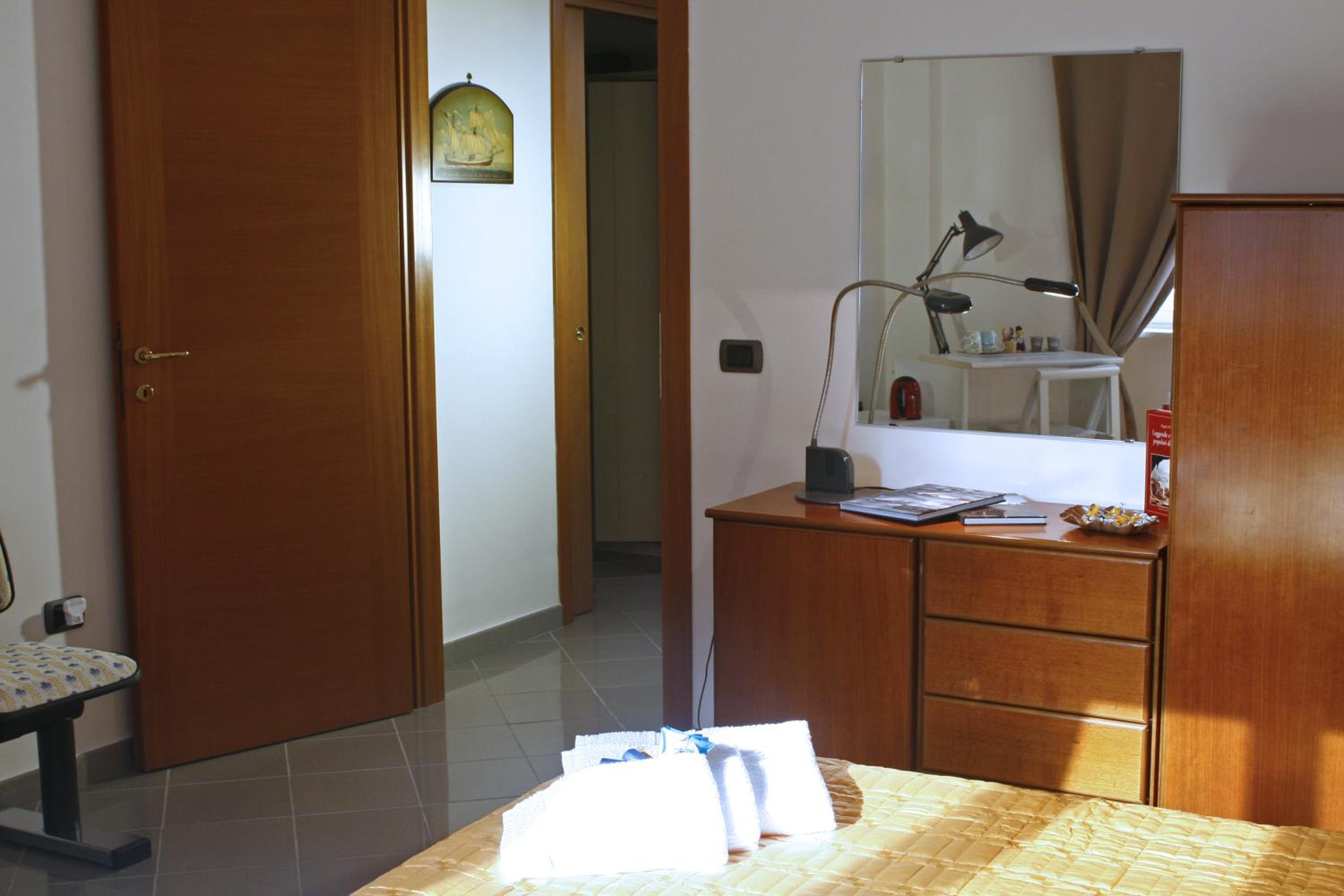 B&B Galileo en Naples — hotel room