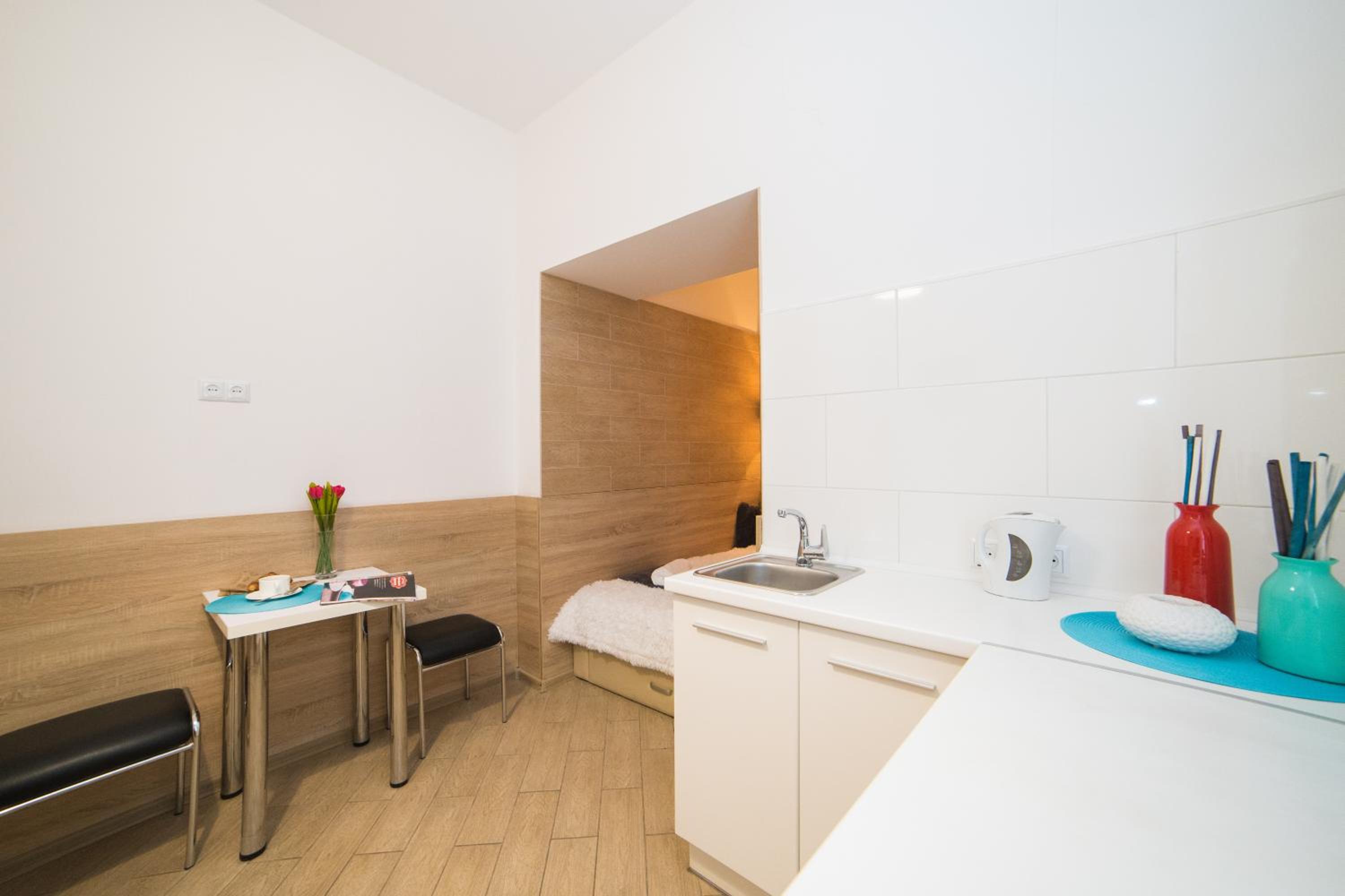 HOT PRICE! SMART APARTMENT Крехівська 7 ФОРУМ view 4