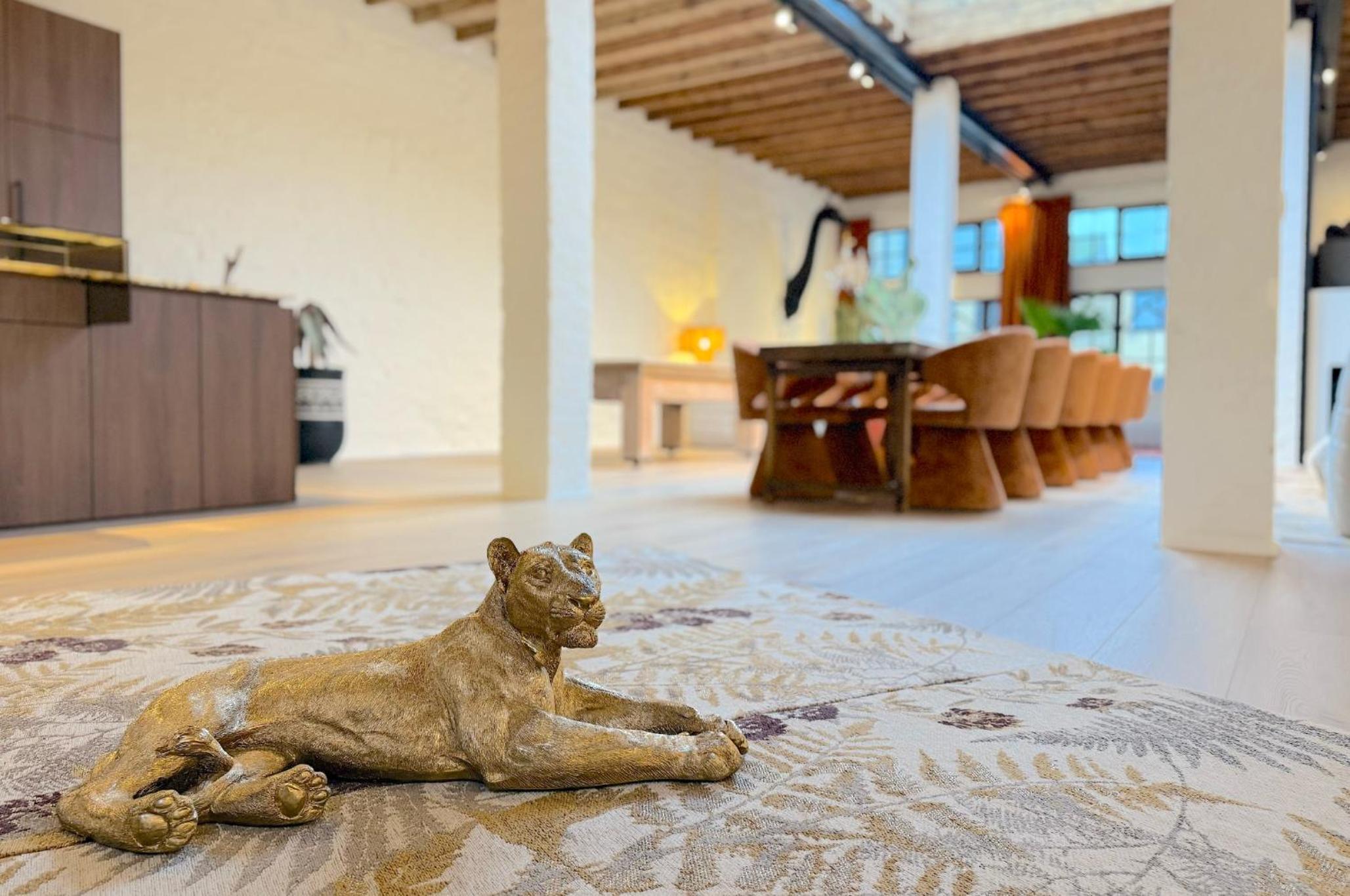 JAMES 74 - exceptional retro design loft in the heart of Knokke