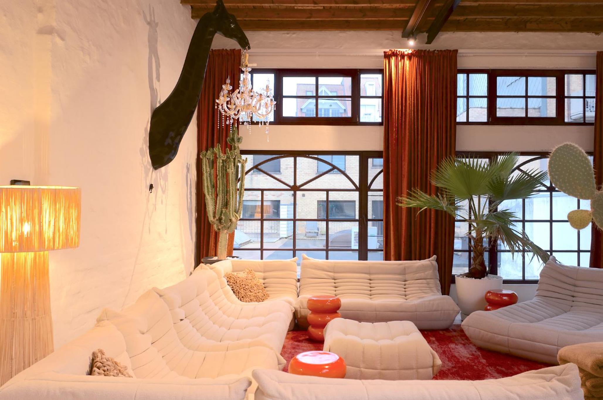 JAMES 74 - exceptional retro design loft in the heart of Knokke