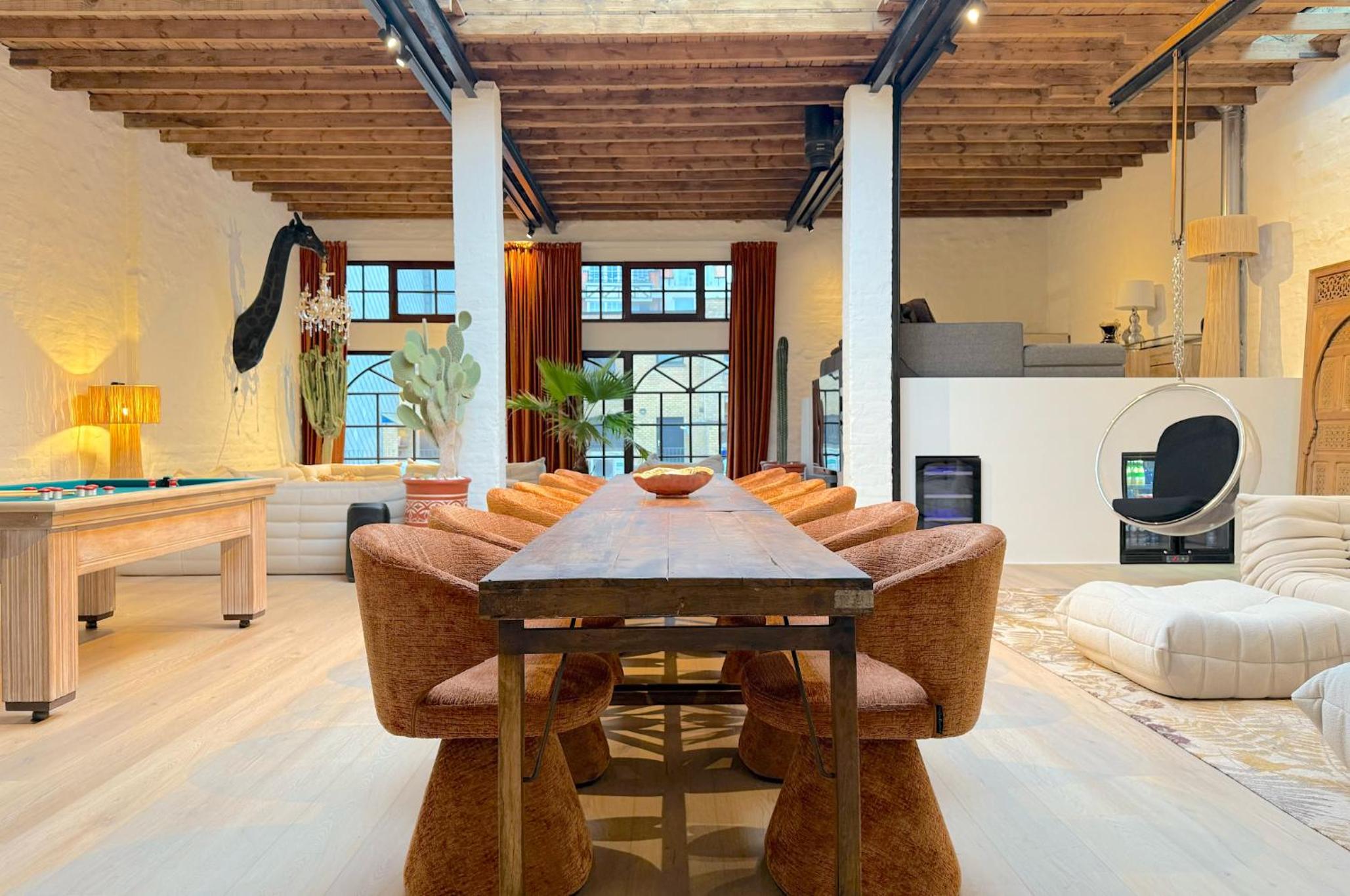 JAMES 74 - exceptional retro design loft in the heart of Knokke