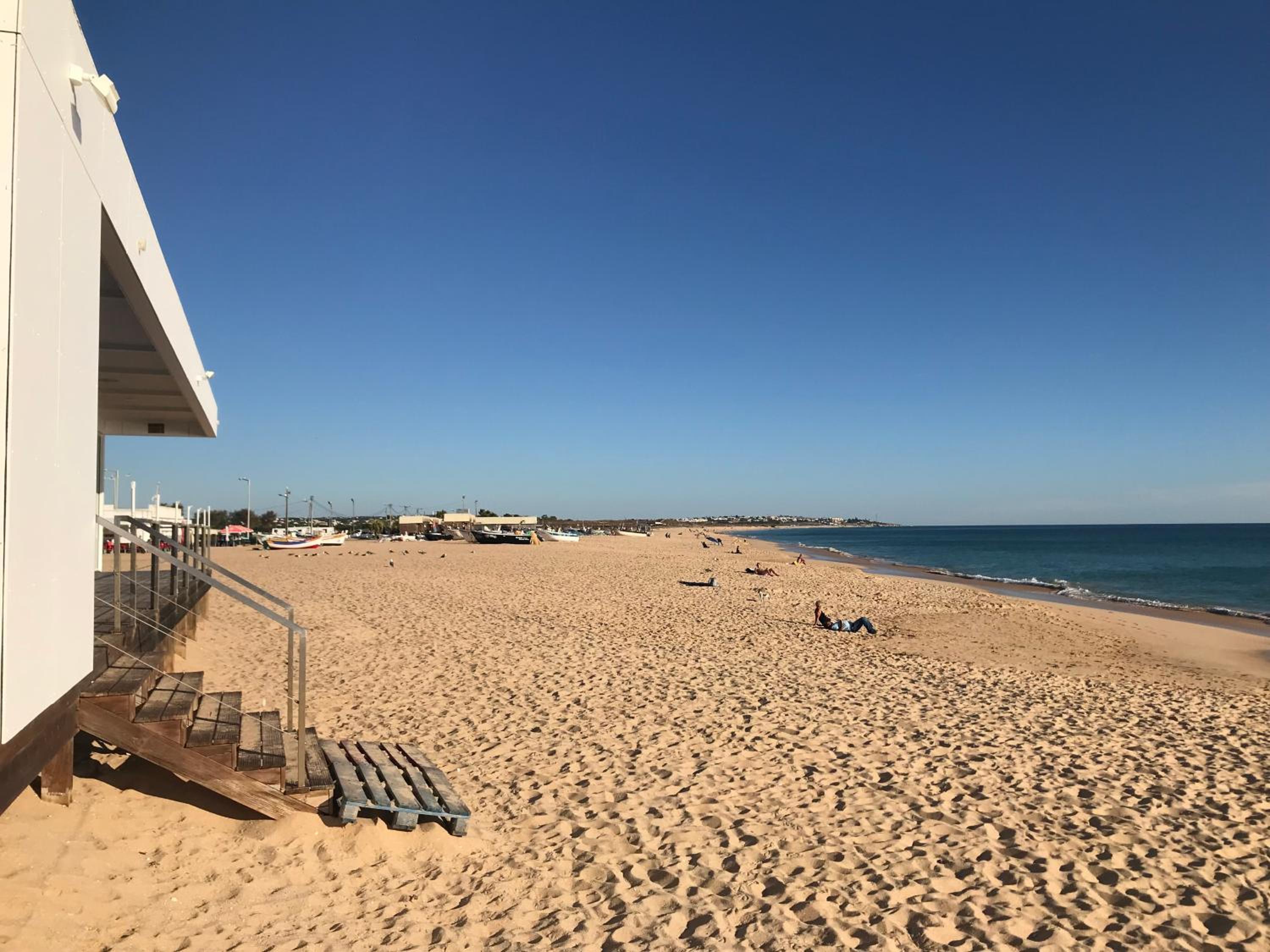 Charming Beach Apartment view 2
