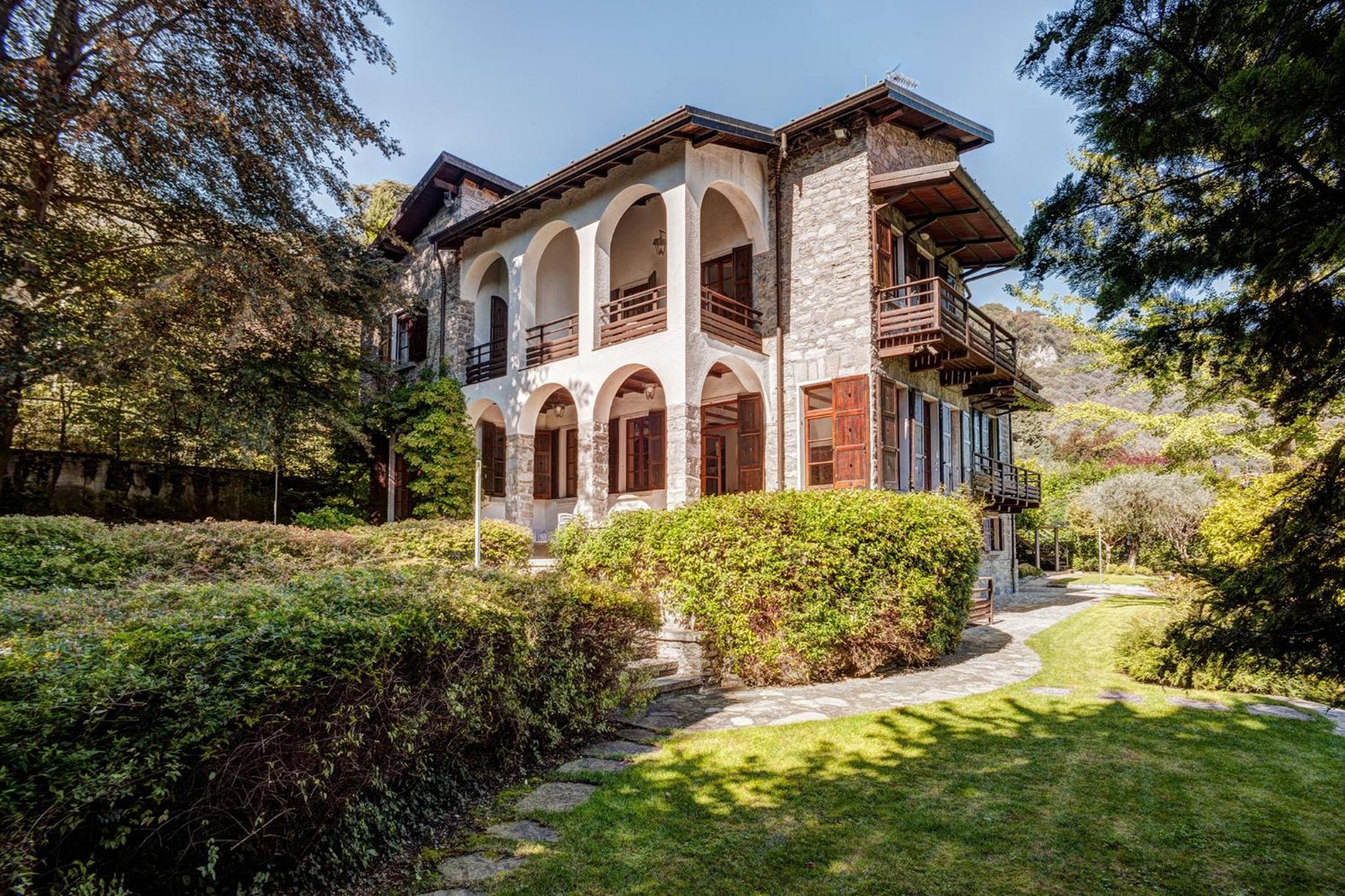 Villa Il Cigno Lakeside view 4