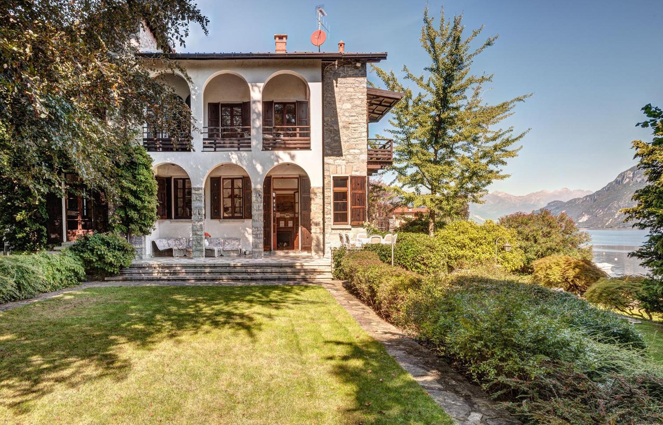 Villa Il Cigno Lakeside view 2
