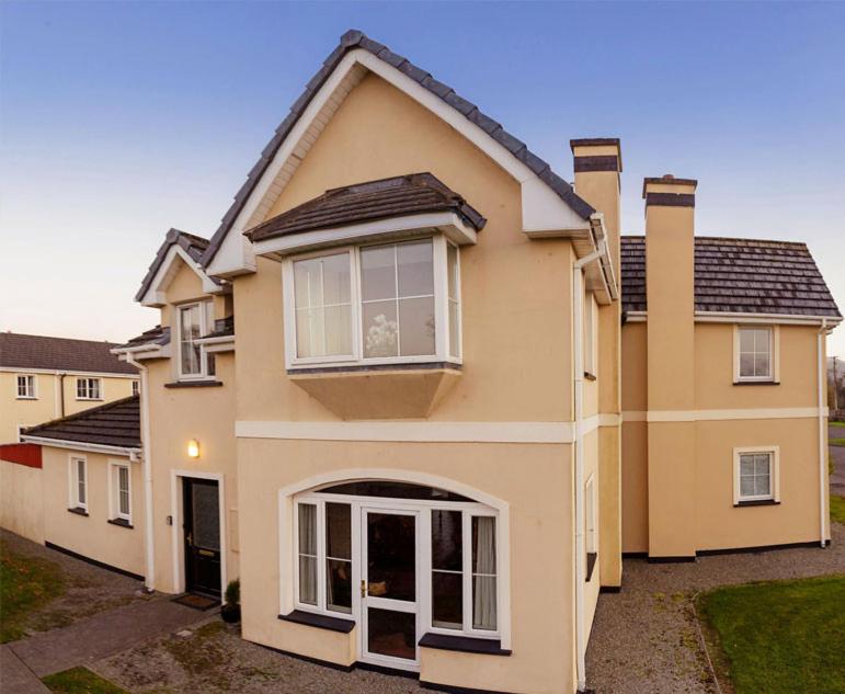 No 1 Killarney Holiday Village Vacation Home view 4