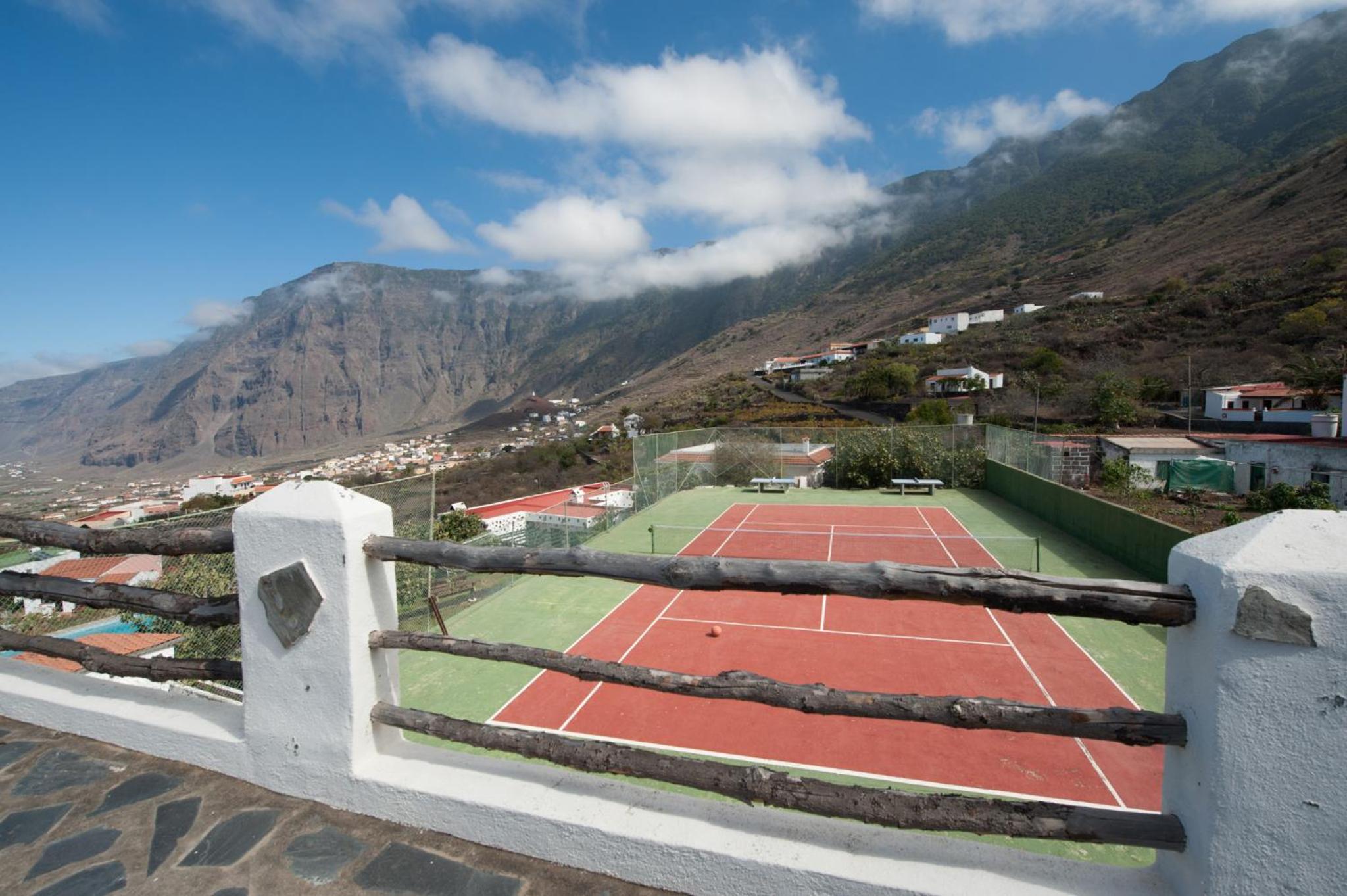 La Brujita view 5