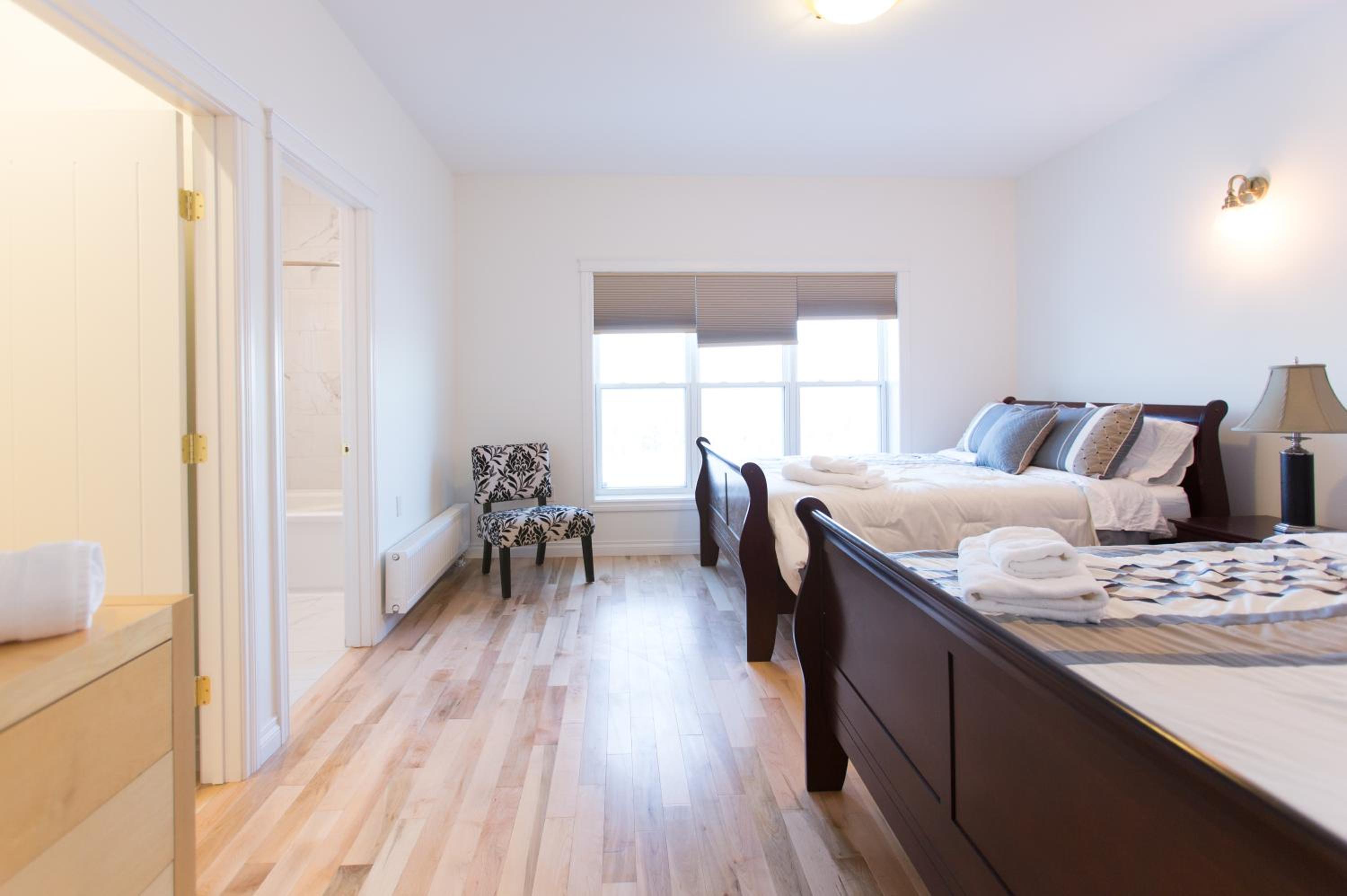 Aurora deluxe Guest House