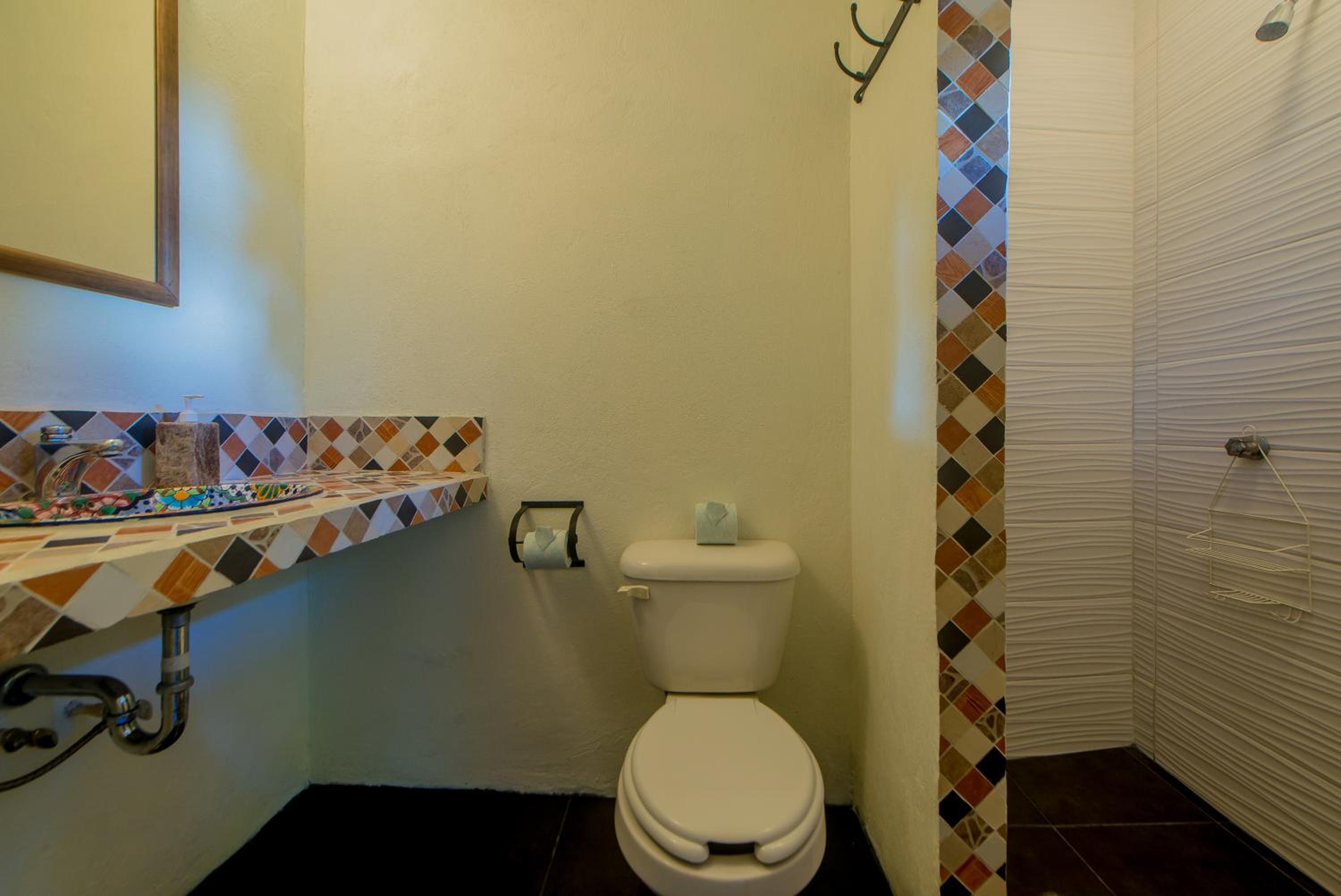 Rossco Hostel & Hotel