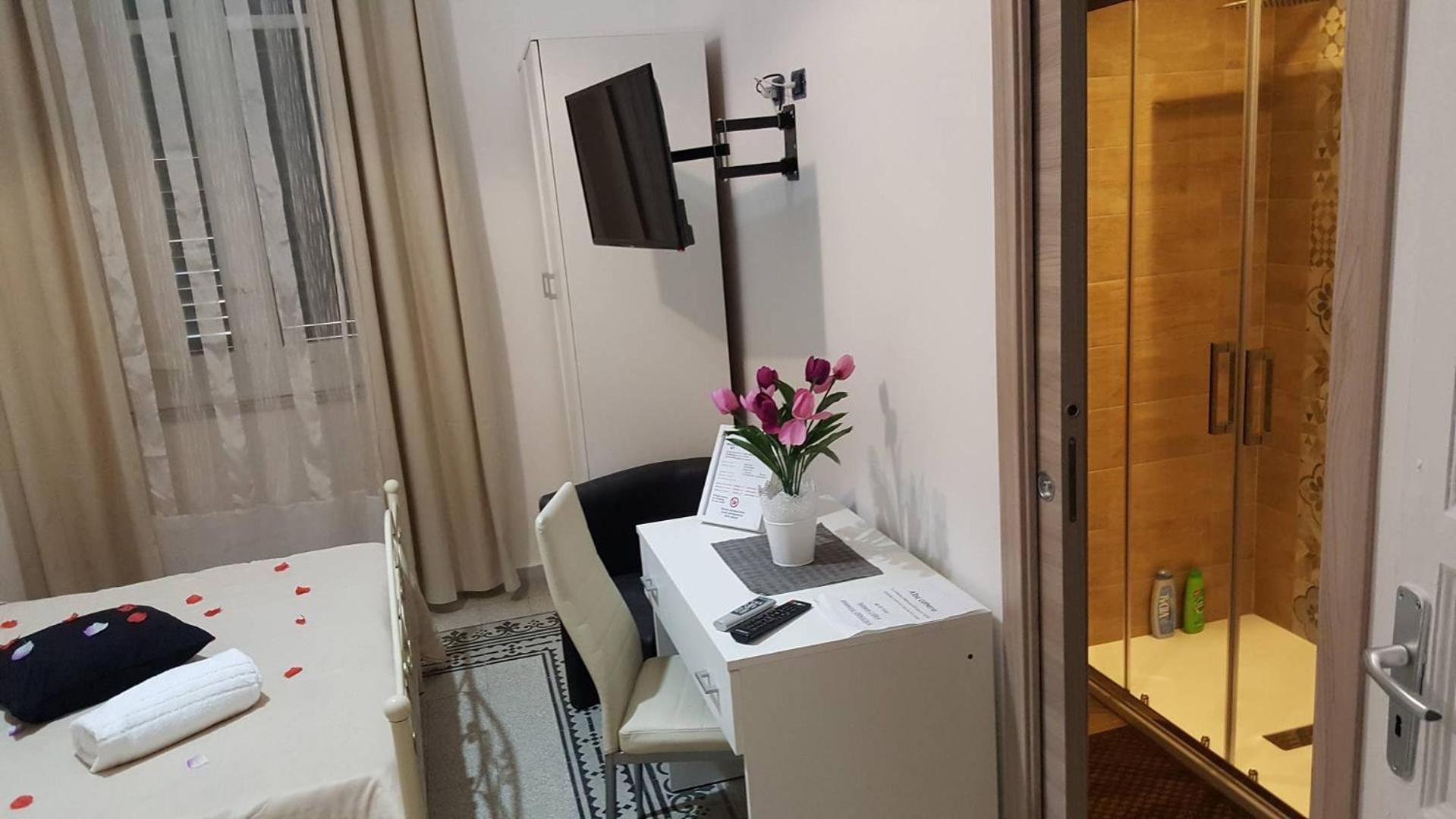 hotel room