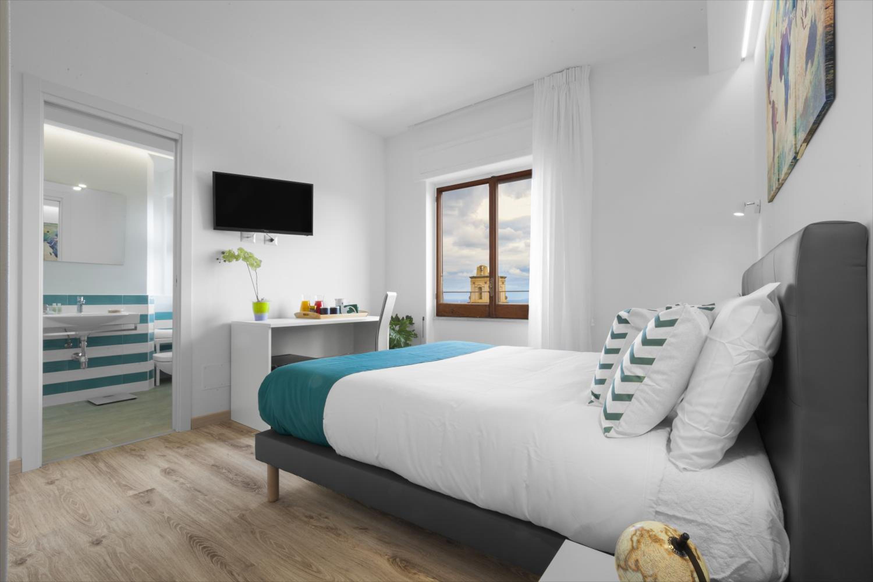 Sirocco Suites — 11