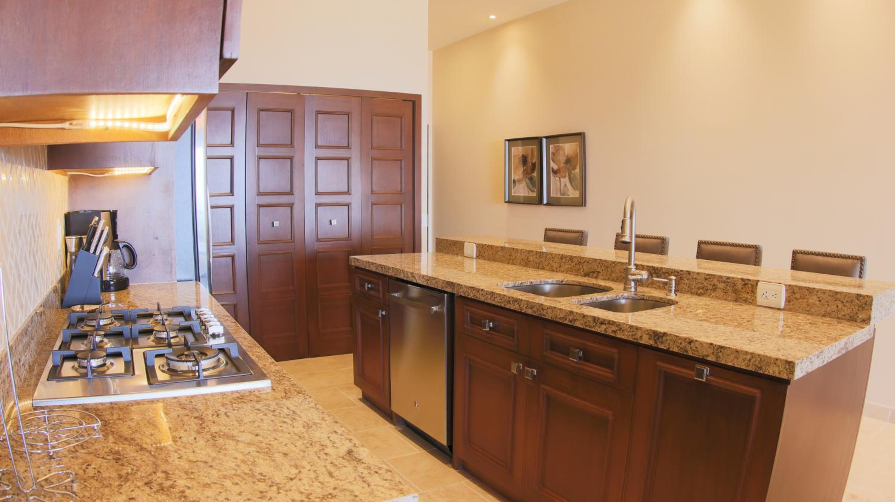 Quivira Los Cabos Condos and Homes -Vacation Rentals