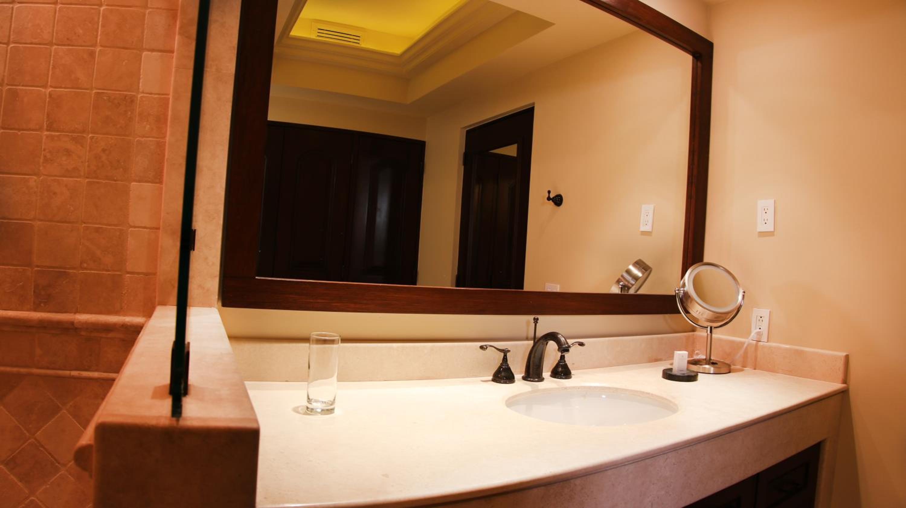 Quivira Los Cabos Condos and Homes -Vacation Rentals