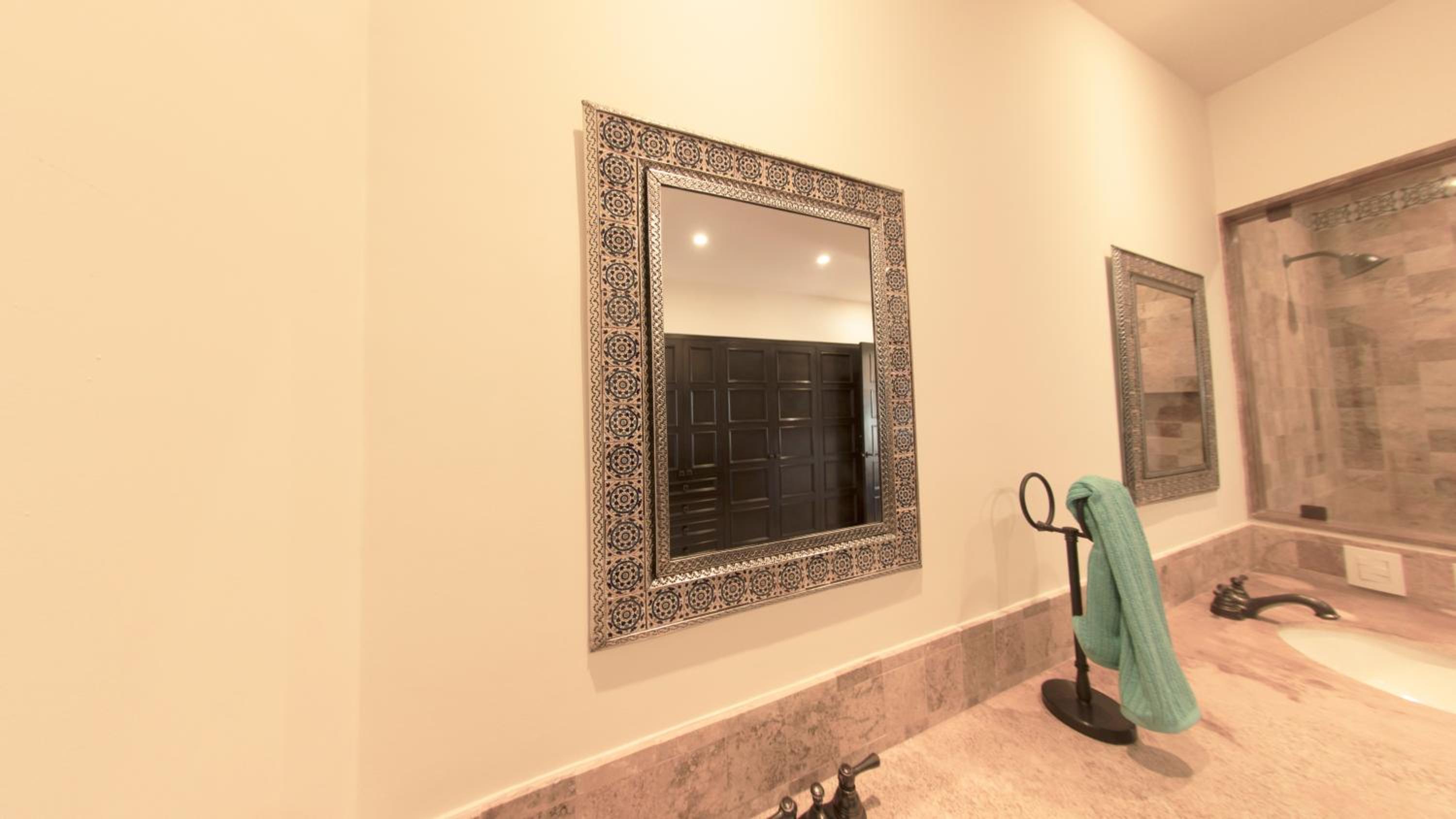 Quivira Los Cabos Condos and Homes -Vacation Rentals