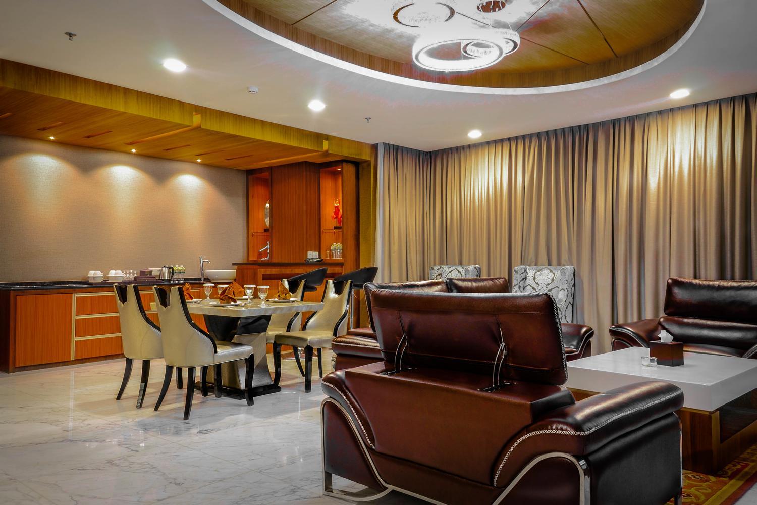 Nagoya Hill Hotel Batam 15