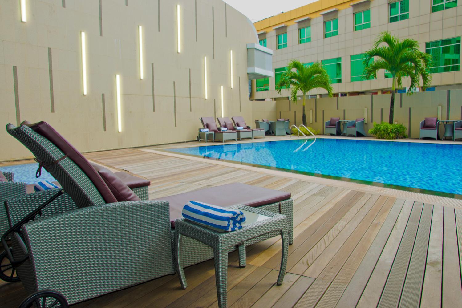 Nagoya Hill Hotel Batam 13