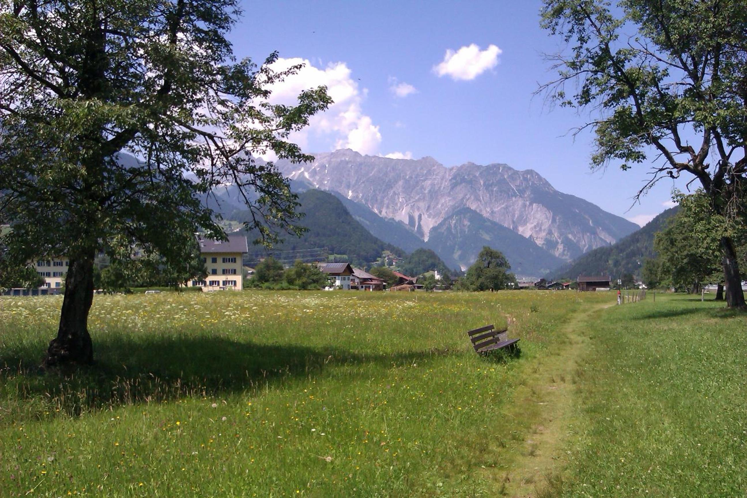 Hof im Feld