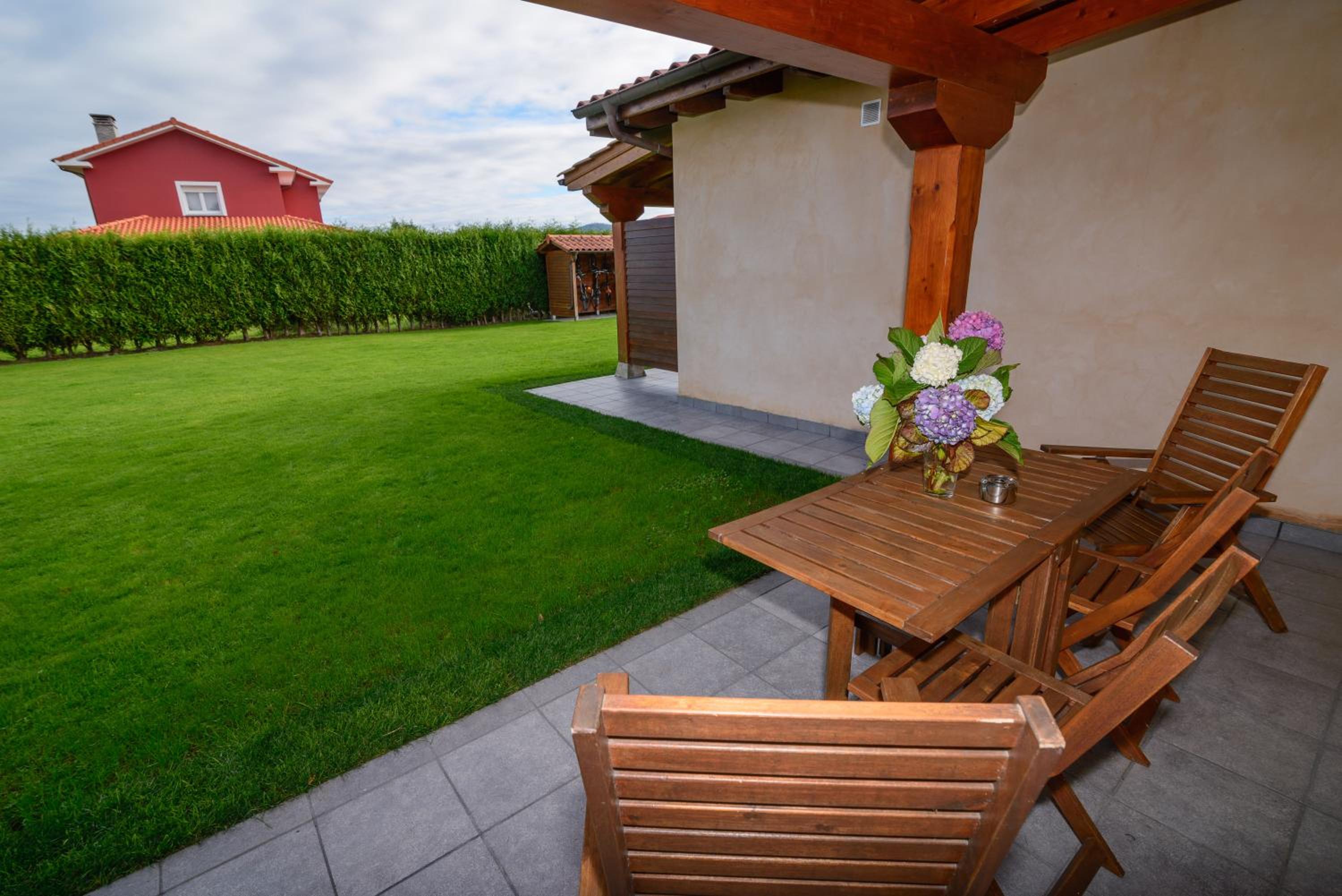 Casona de Llanorrozo Apartamentos Rurales