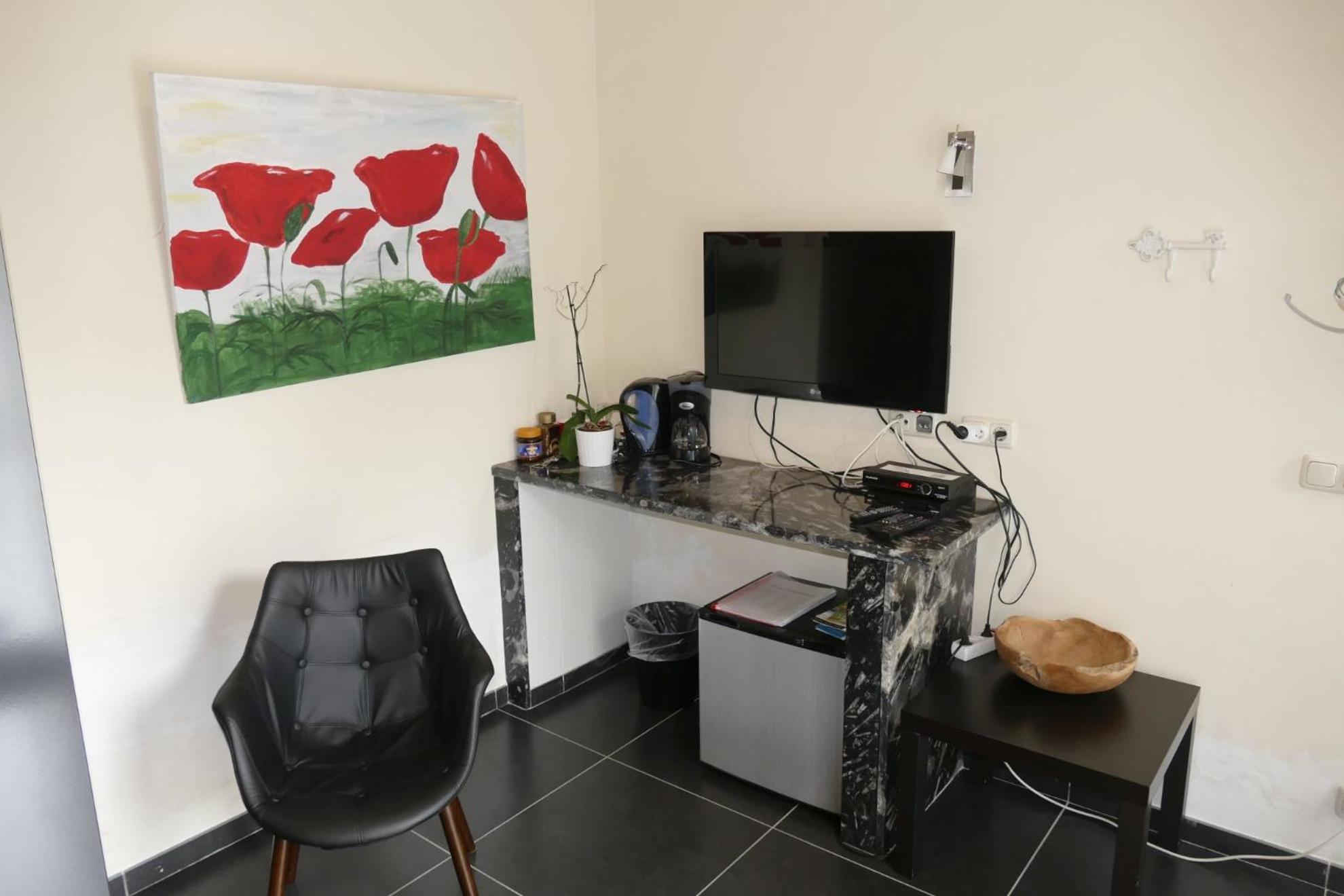 Photo 44