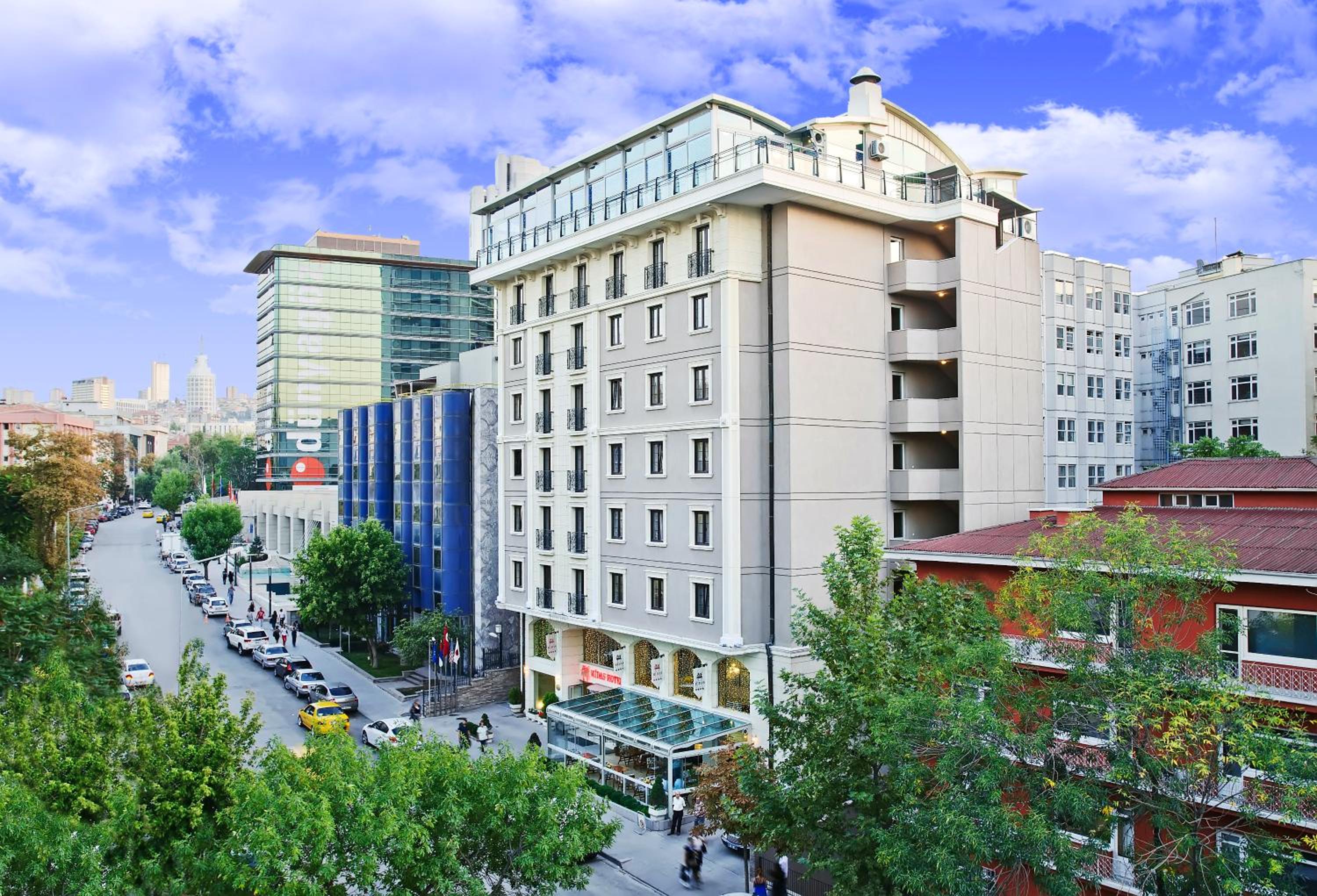Midas Hotel - Image 11
