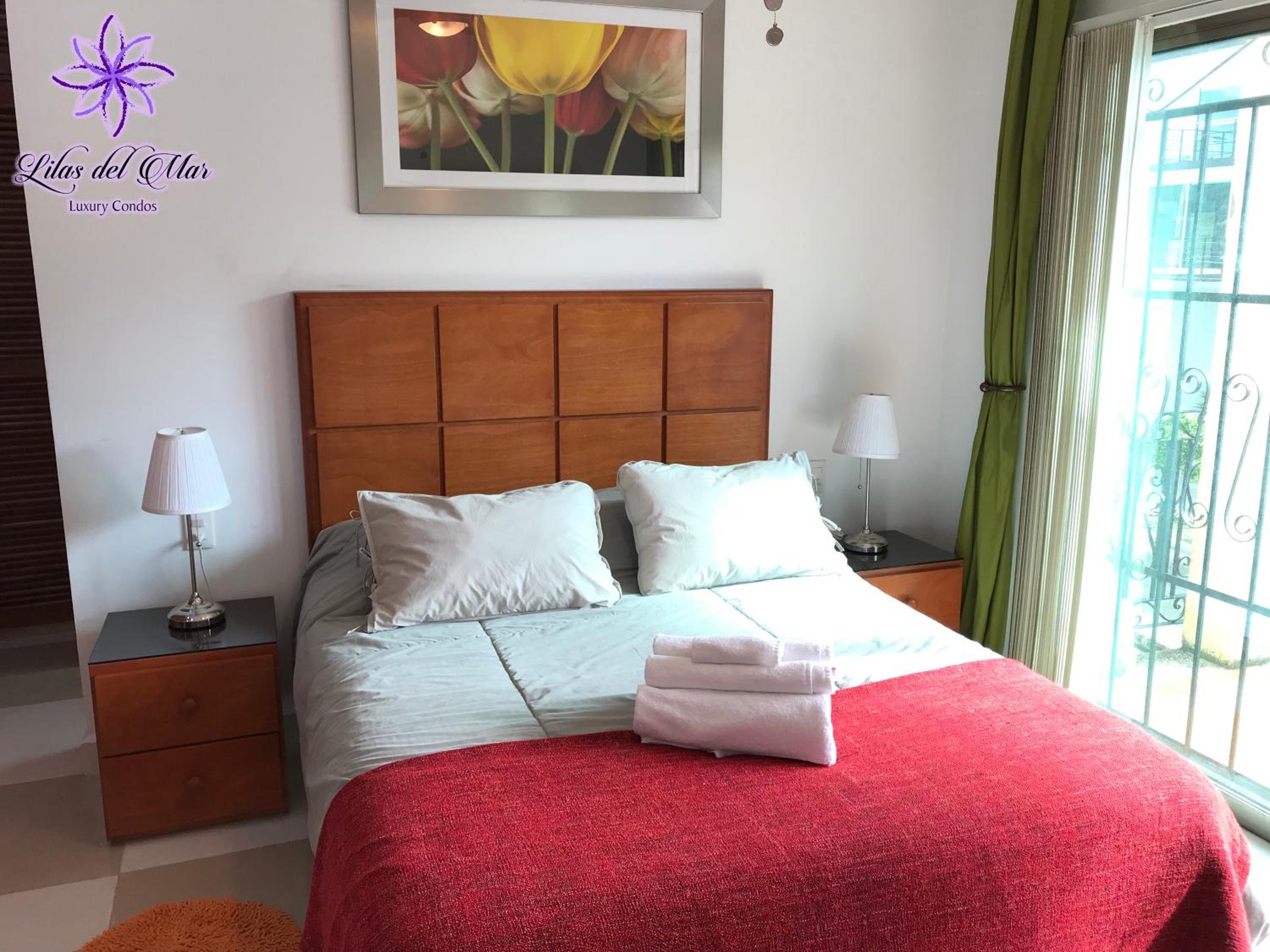 Lilas del Mar Apartments