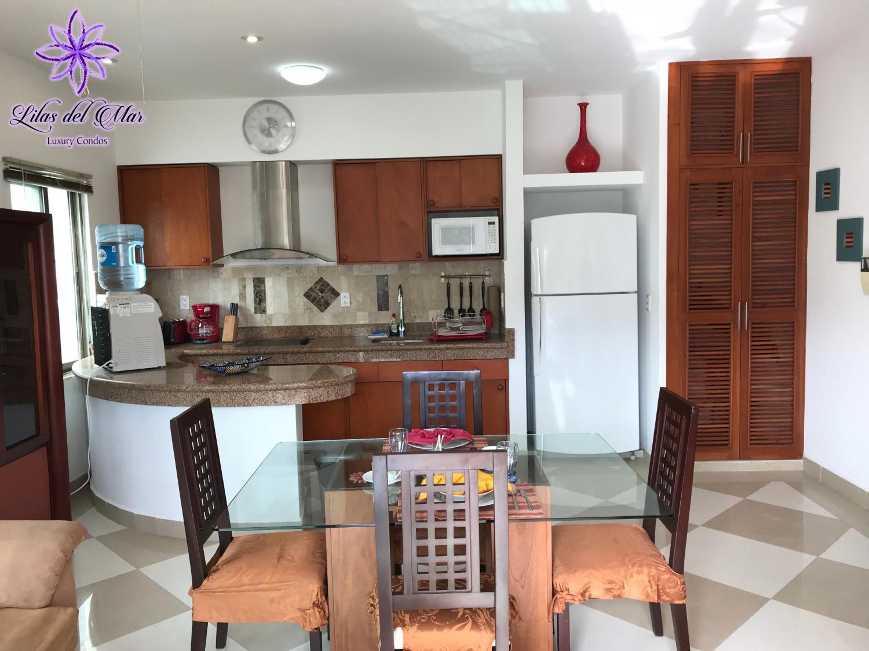 Lilas del Mar Apartments