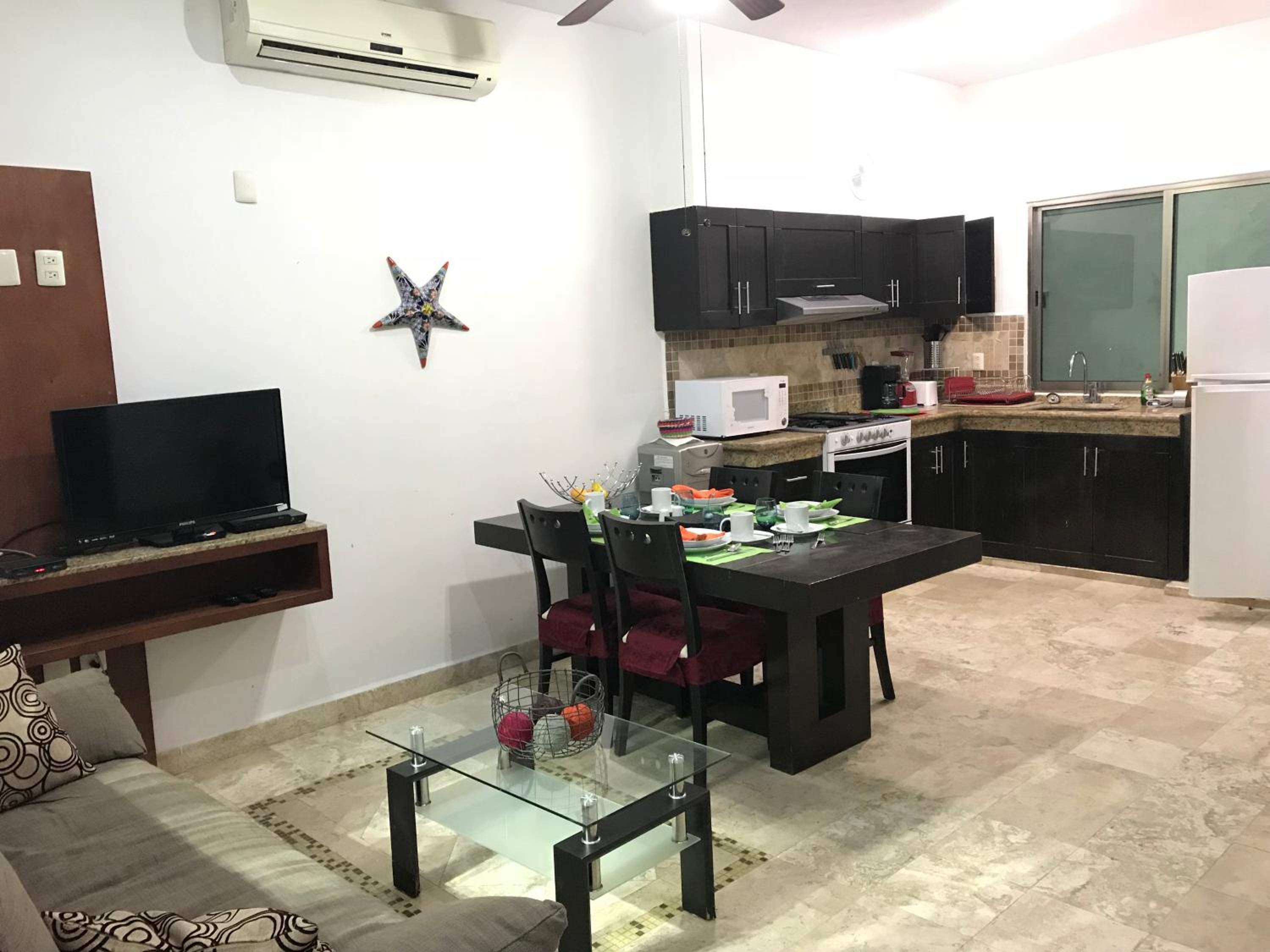 Lilas del Mar Apartments