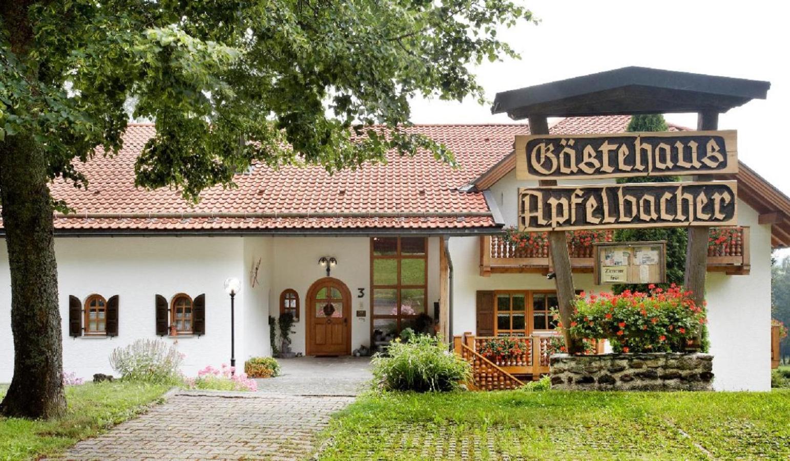 Gästehaus Apfelbacher view 2