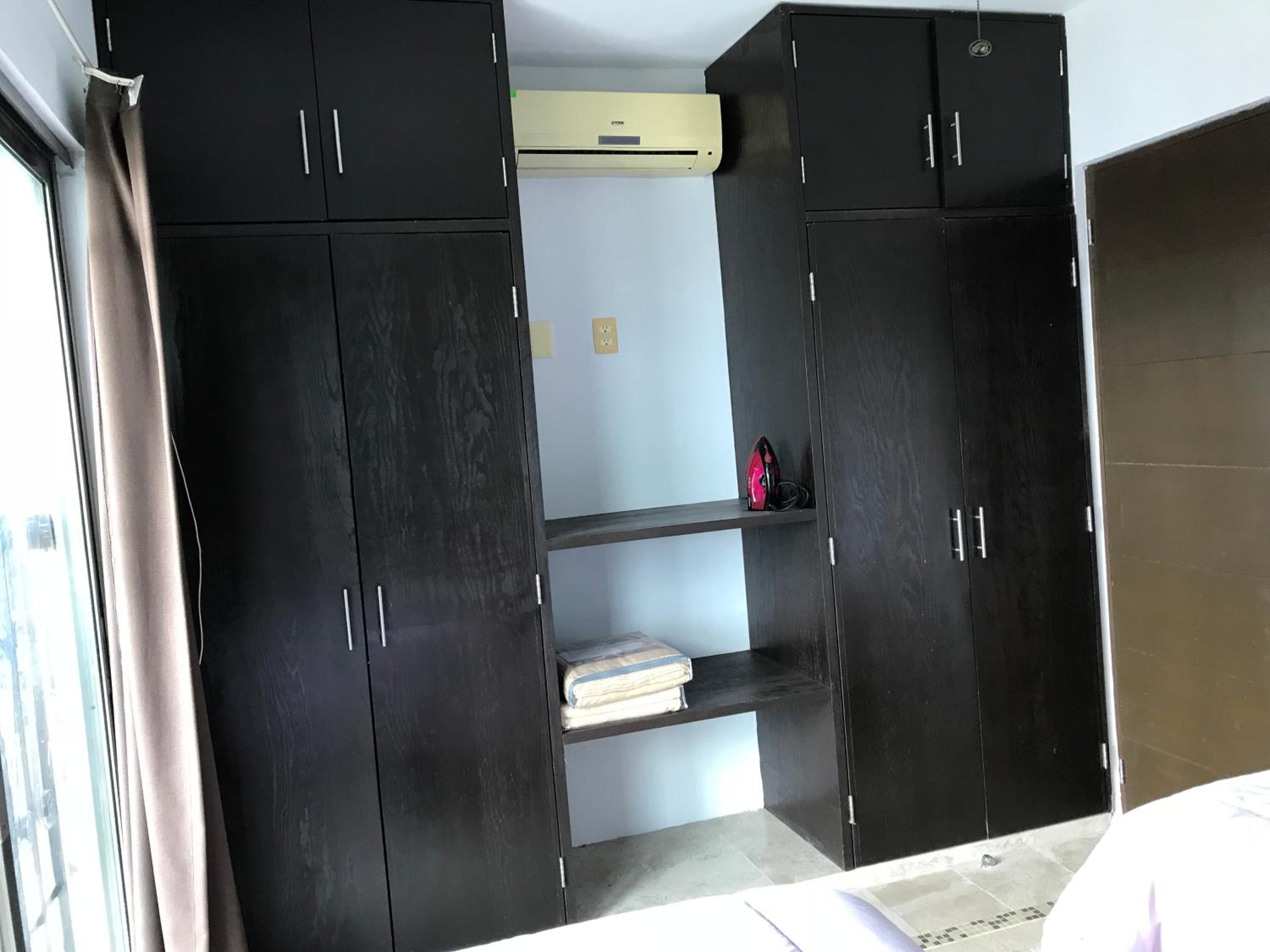 Lilas del Mar Apartments
