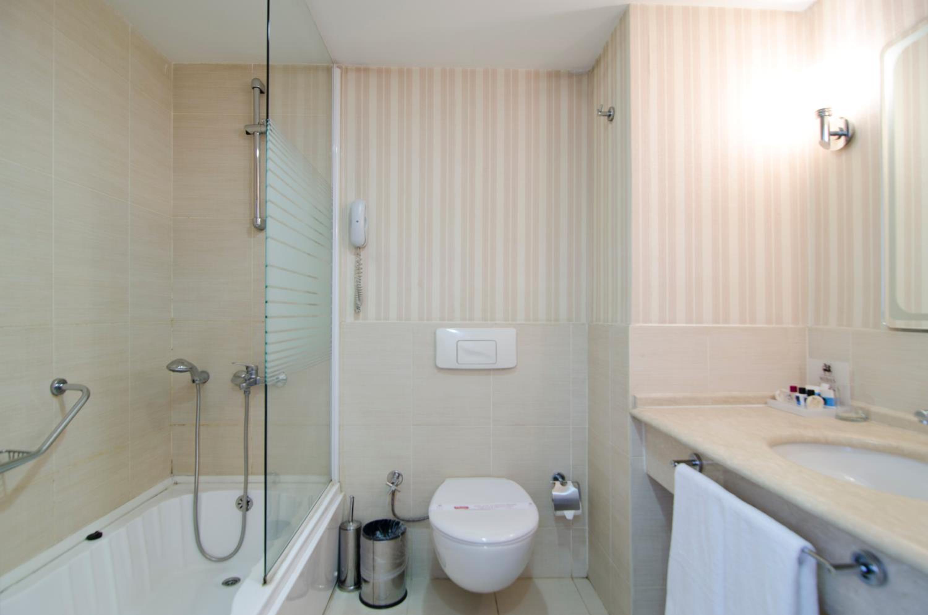 Midas Hotel - Image 43