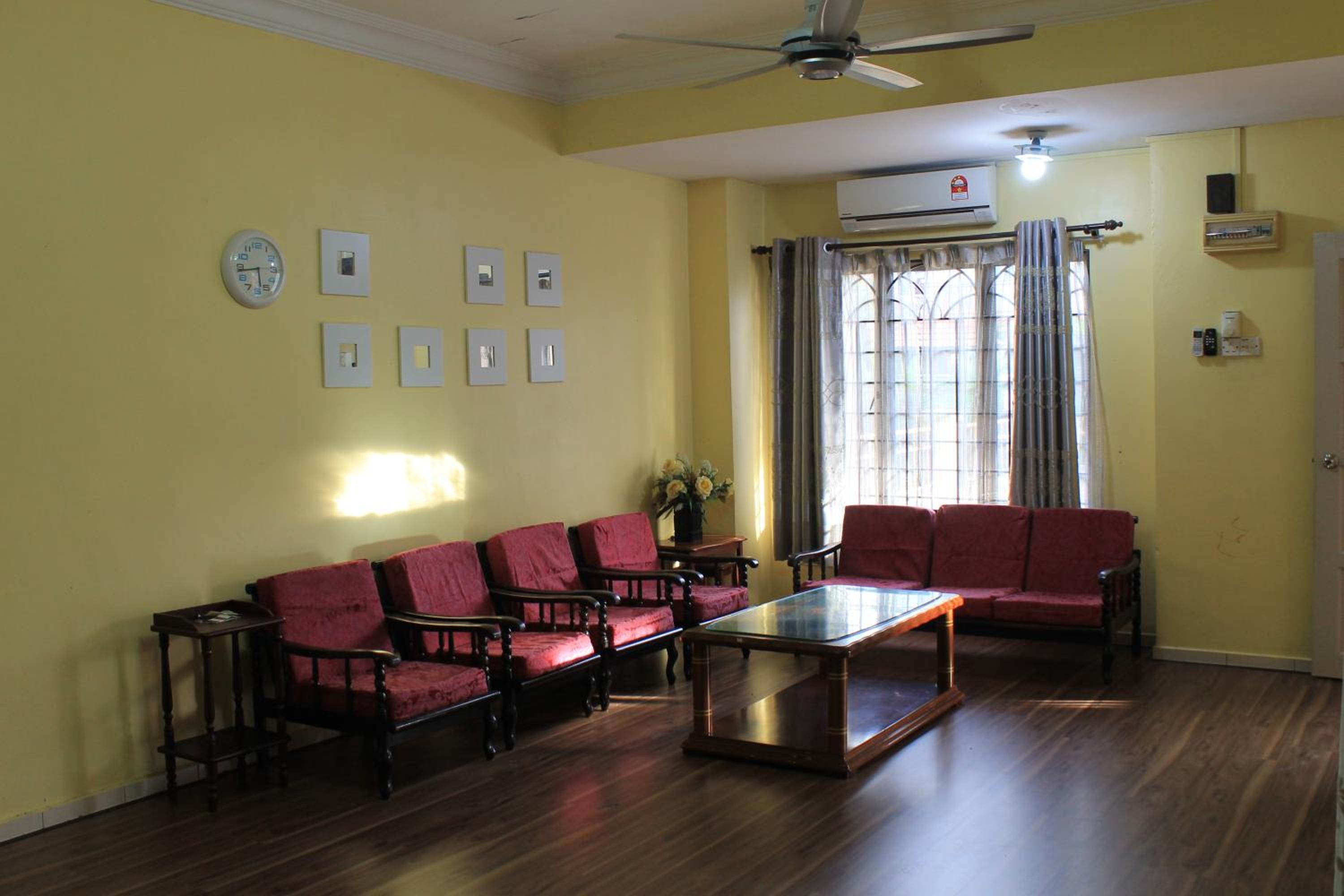 Nilai Impian Homestay @ Dillenia photo 1