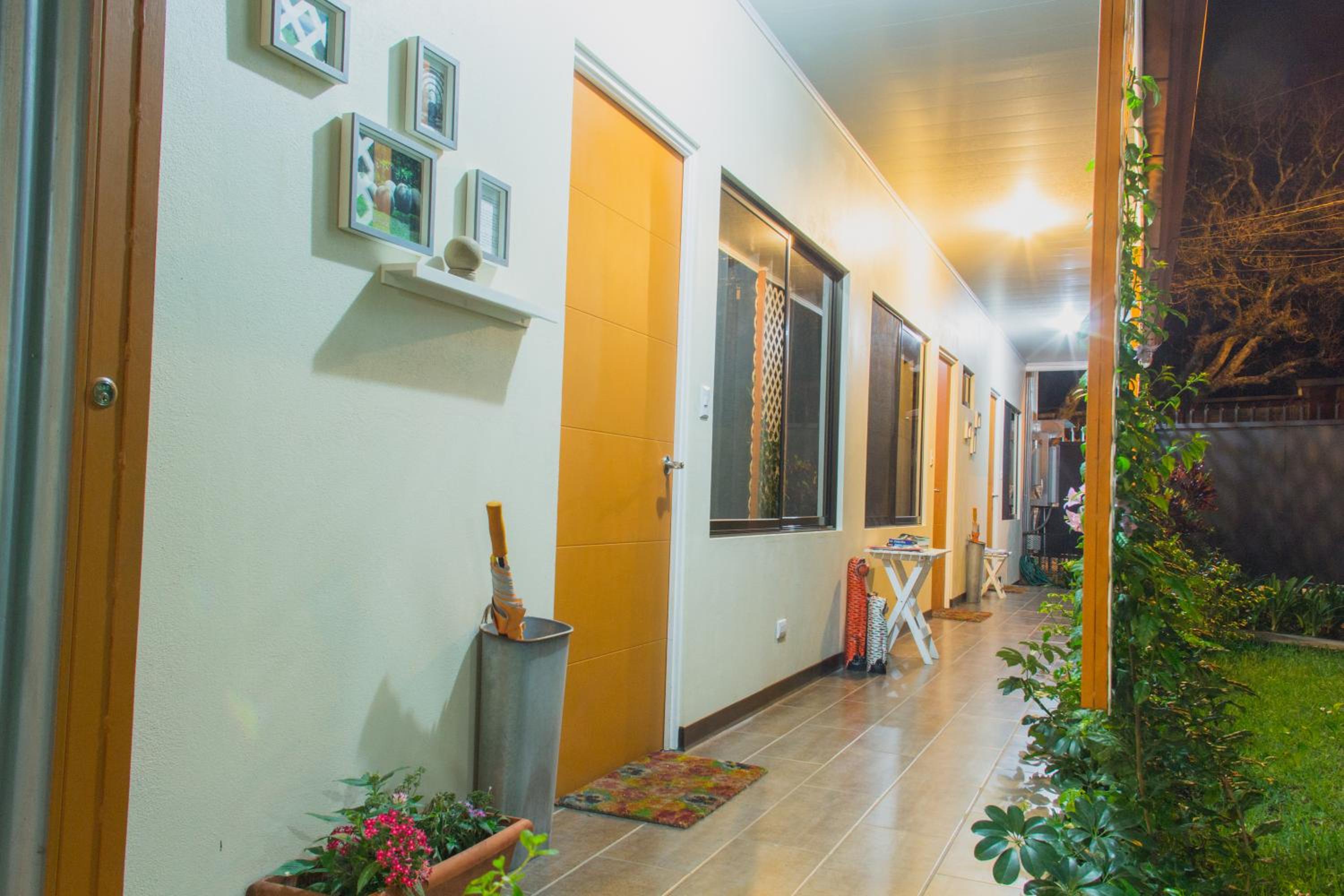Terida Airport B&B
