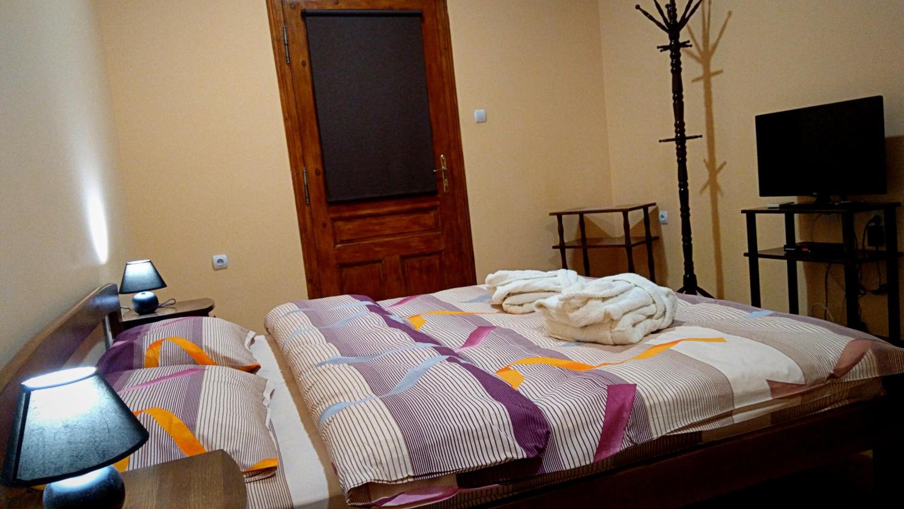 Guest House Fun and Rest